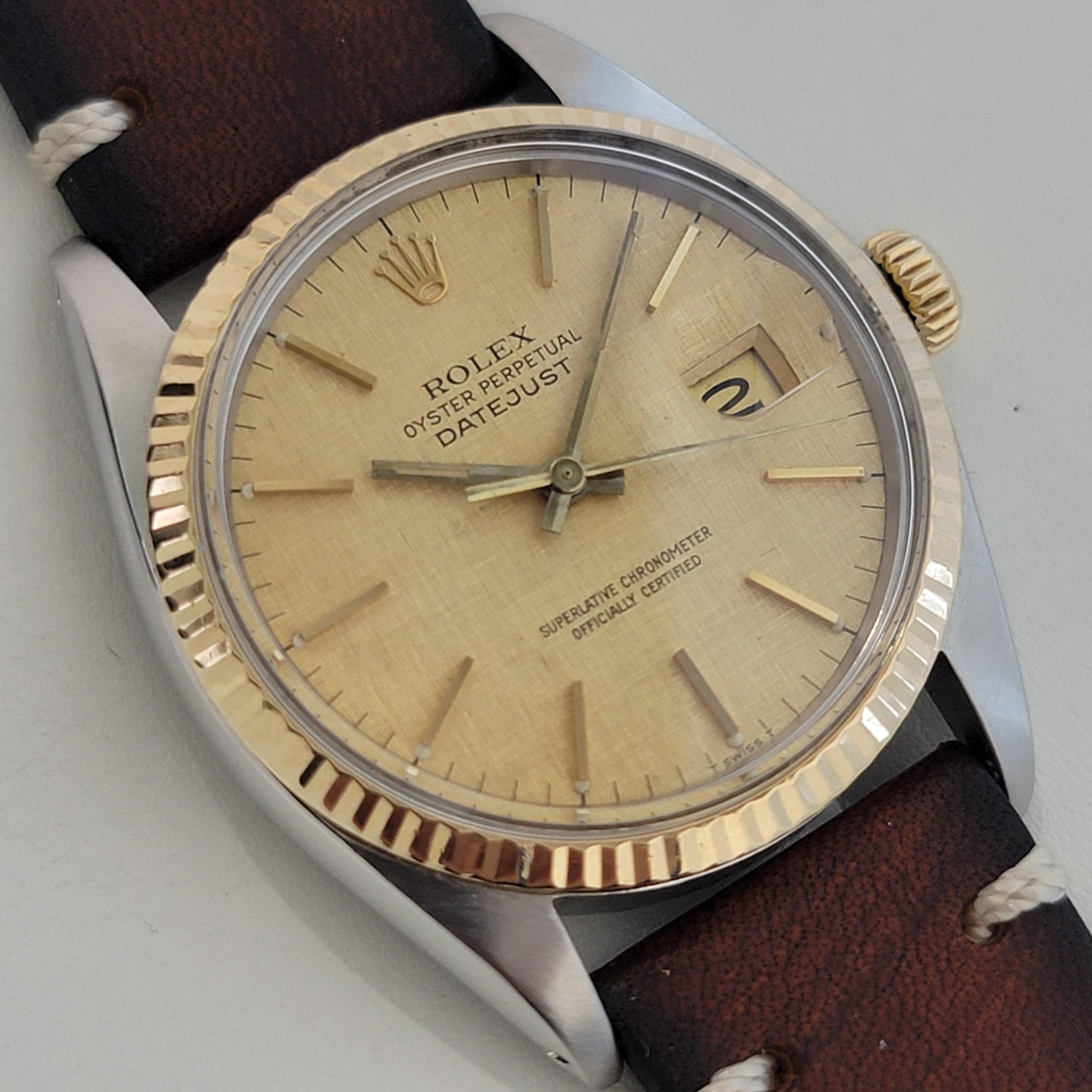 Mens Rolex Oyster Datejust Ref 16013 18k Gold SS 36mm Automatic 1980s NA108 In Excellent Condition For Sale In Beverly Hills, CA