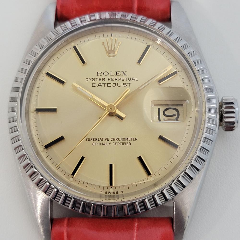 Iconic classic, Men's Rolex Oyster Datejust ref.1603 automatic, c.1975. Verified authentic by a master watchmaker. Gorgeous Rolex signed gold dial, applied black/gold indice hour markers, gilt minute and hour hands, sweeping central second hand,