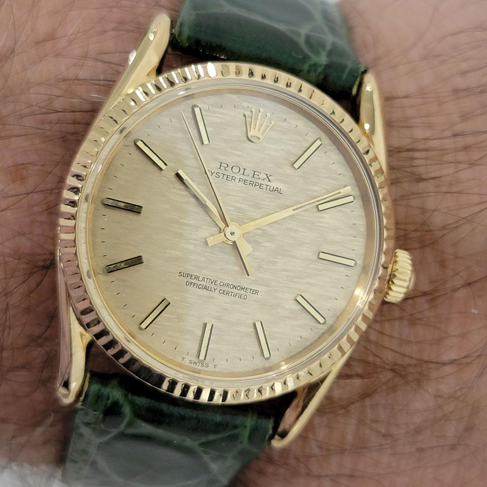 Mens Rolex Oyster Perpetual 1011 18k Gold Automatic 1970s Vintage RJC154G For Sale 6