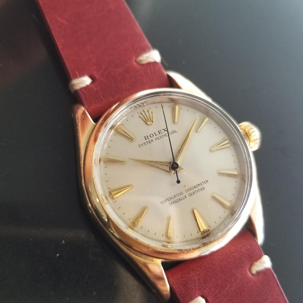 Classic icon, men's Rolex Oyster Perpetual Ref.1014 automatic, c.1960s. Verified authentic by a master watchmaker. Gorgeous, original Rolex signed dial, in excellent vintage condition, applied arrowhead hour markers, minute and hour hands, sweeping