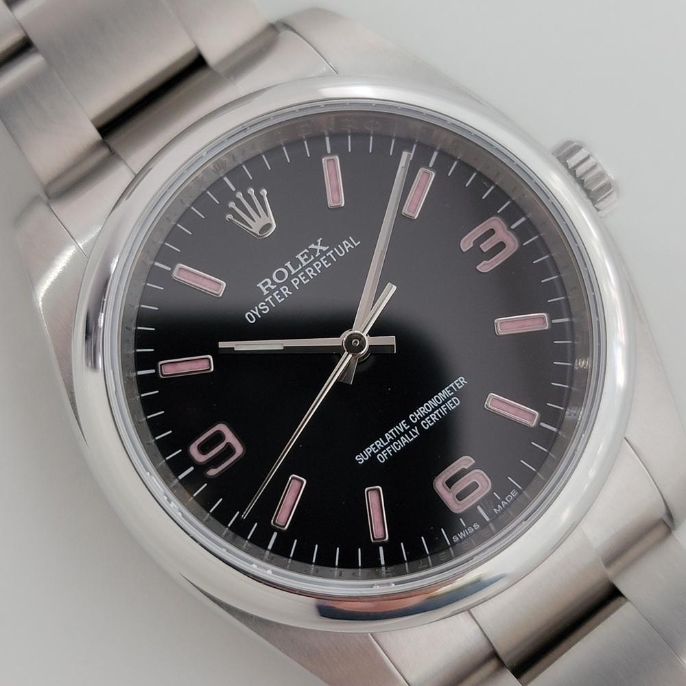Ein zeitloser Klassiker, neu ohne Etikett Herren Rolex Ref.116000 Oyster Perpetual Automatik komplett aus Edelstahl, c.2019, alles original, mit Rolex Etui. Von einem Uhrmachermeister für echt befunden. Wunderschönes, signiertes schwarzes