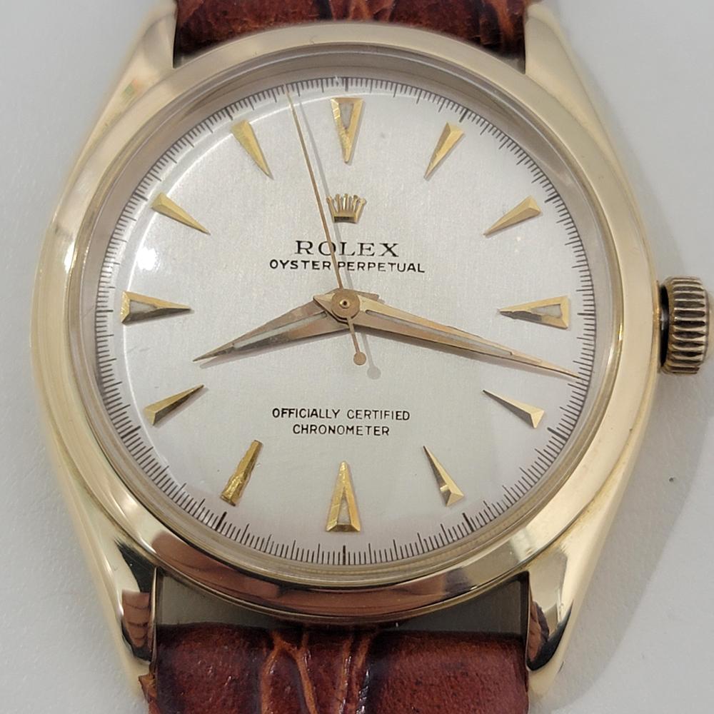 Lujo clásico, Reloj de vestir automático Rolex Oyster Perpetual Ref.6084 de oro macizo de 14 quilates, c.1952, con fondo semiburbuja, en excelente estado de funcionamiento. Verificado auténtico por un maestro relojero. Preciosa esfera blanca firmada