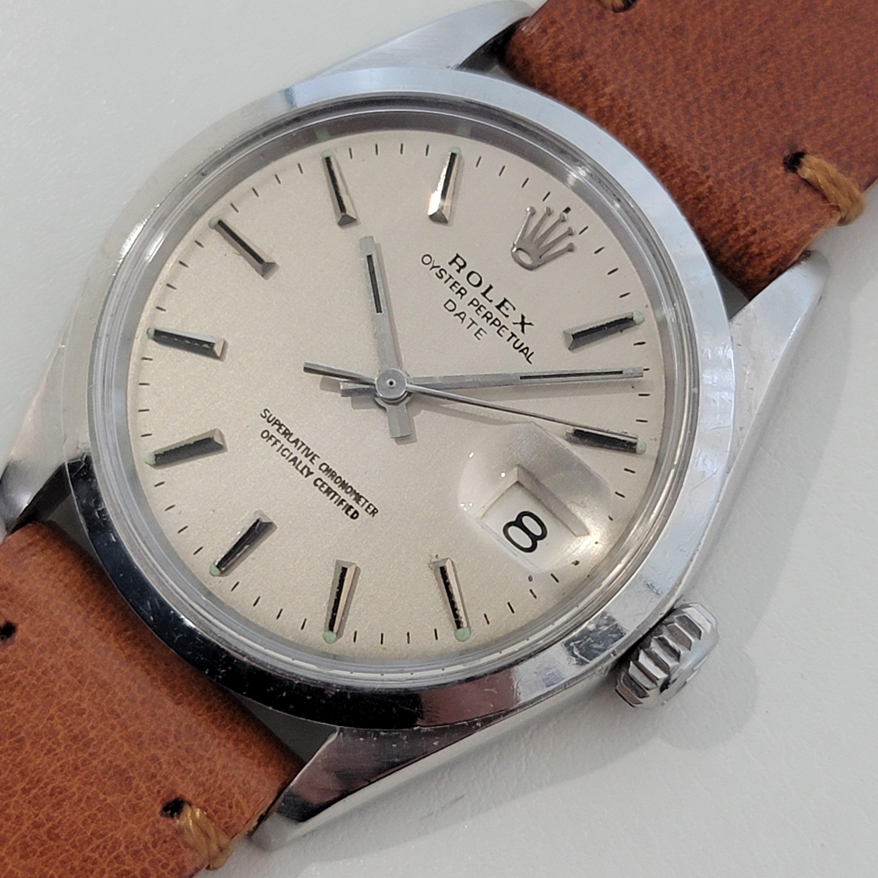 Iconic classic, Men's Rolex Oyster Perpetual Date Ref.1500 automatic, c.1969, in excellent working condition. Verified authentic by a master watchmaker. Gorgeous Rolex-signed silver dial, applied indice hour markers, silver minute and hour hands,