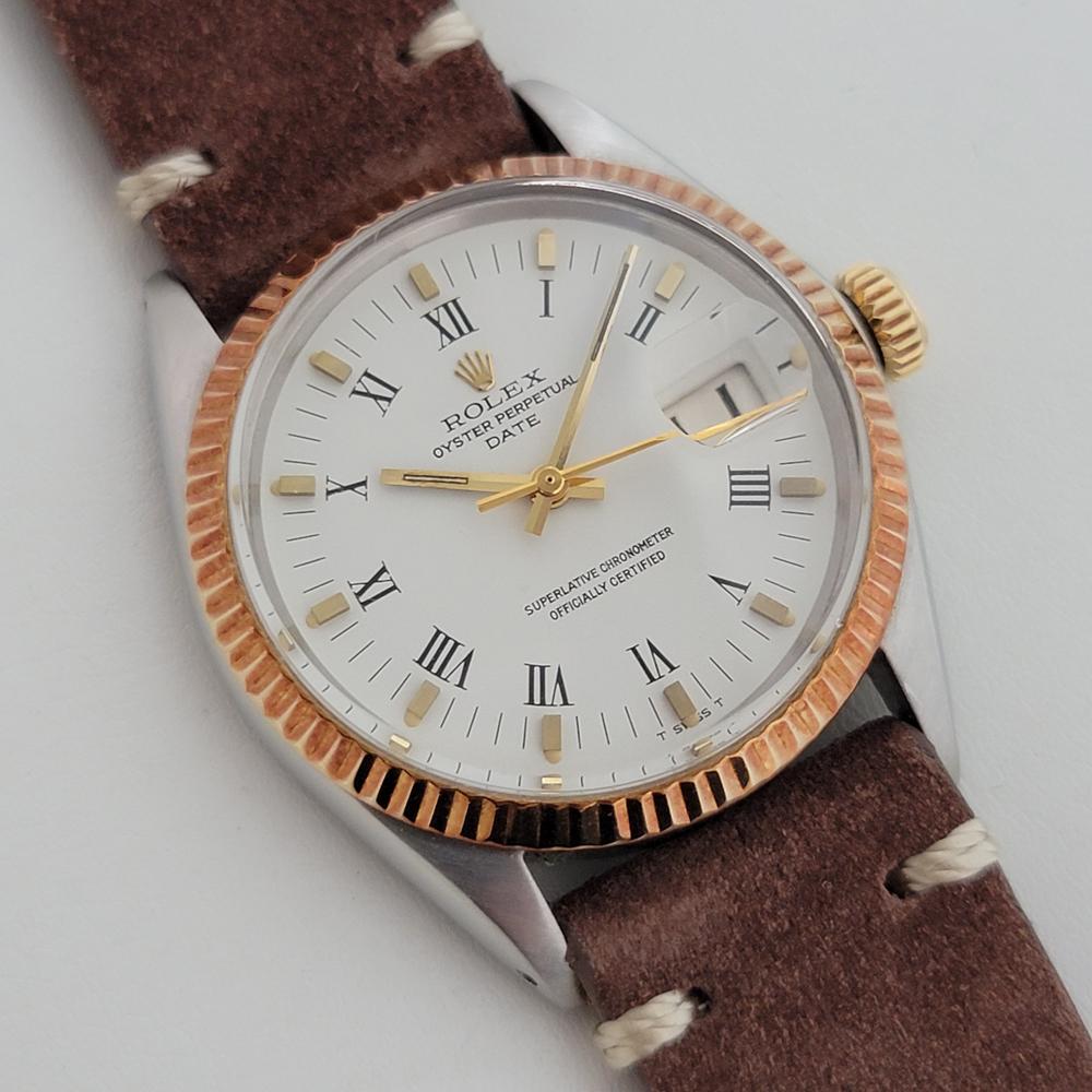 Mens Rolex Oyster Perpetual Date 1500 Gold ss Automatic 1970s Swiss RA164B In Excellent Condition For Sale In Beverly Hills, CA