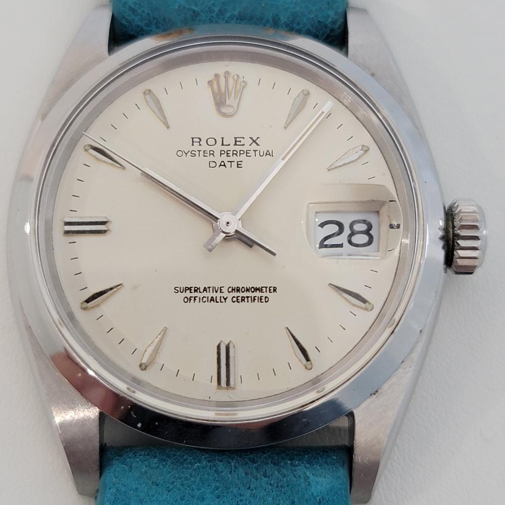 Timeless icon, Men's Rolex Oyster Perpetual Date Ref.1500 automatic, c.1961. Verified authentic by a master watchmaker. Gorgeous original Rolex-signed creamy white dial, applied indice hour markers, lumed minute and hour hands, sweeping central