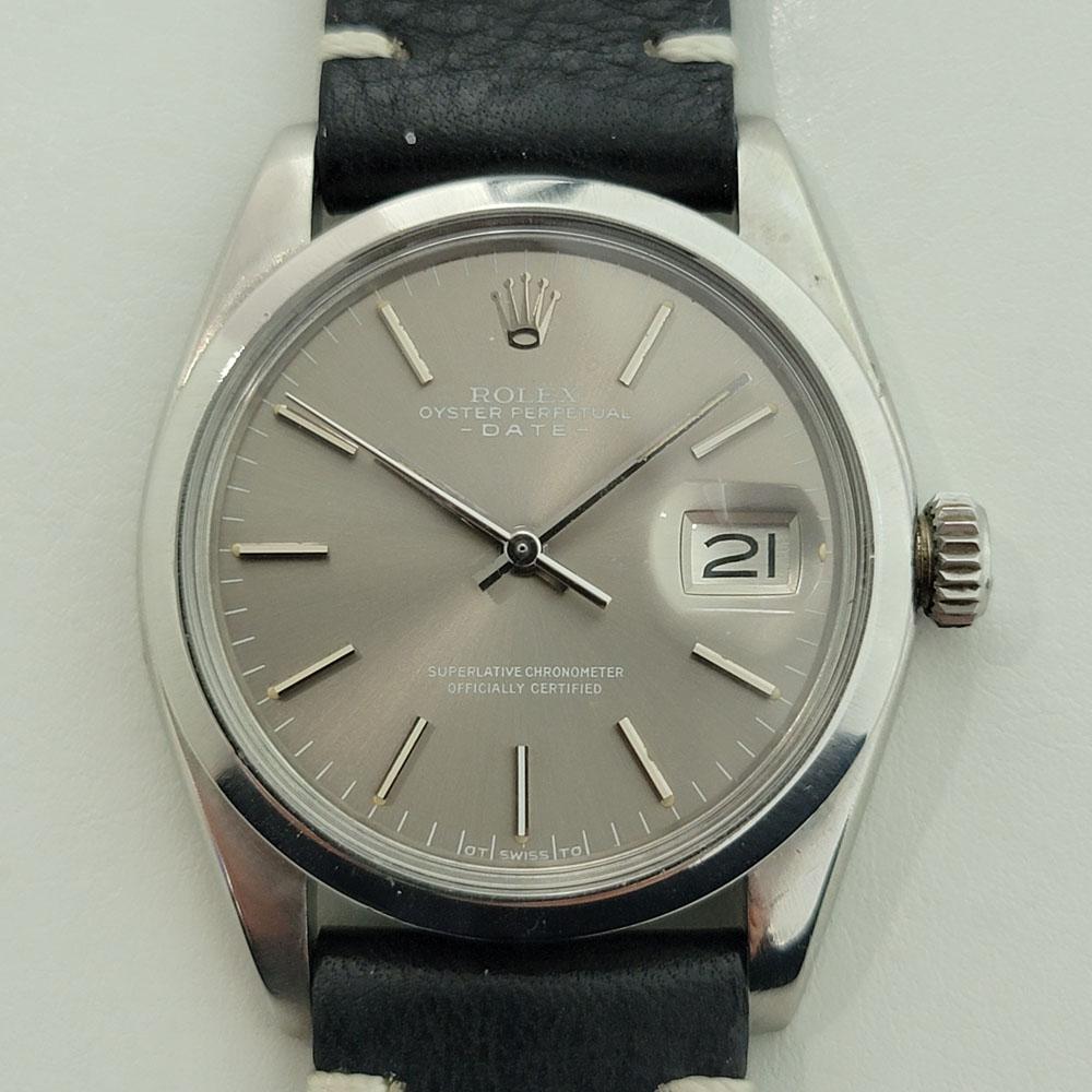 Iconic classic, Men's Rolex Oyster Perpetual Date Ref 1500 automatic, c.1979. Verified authentic by a master watchmaker. Gorgeous original grey Rolex dial, applied indice hour markers, lumed minute and hour hands, sweeping central second hand, date