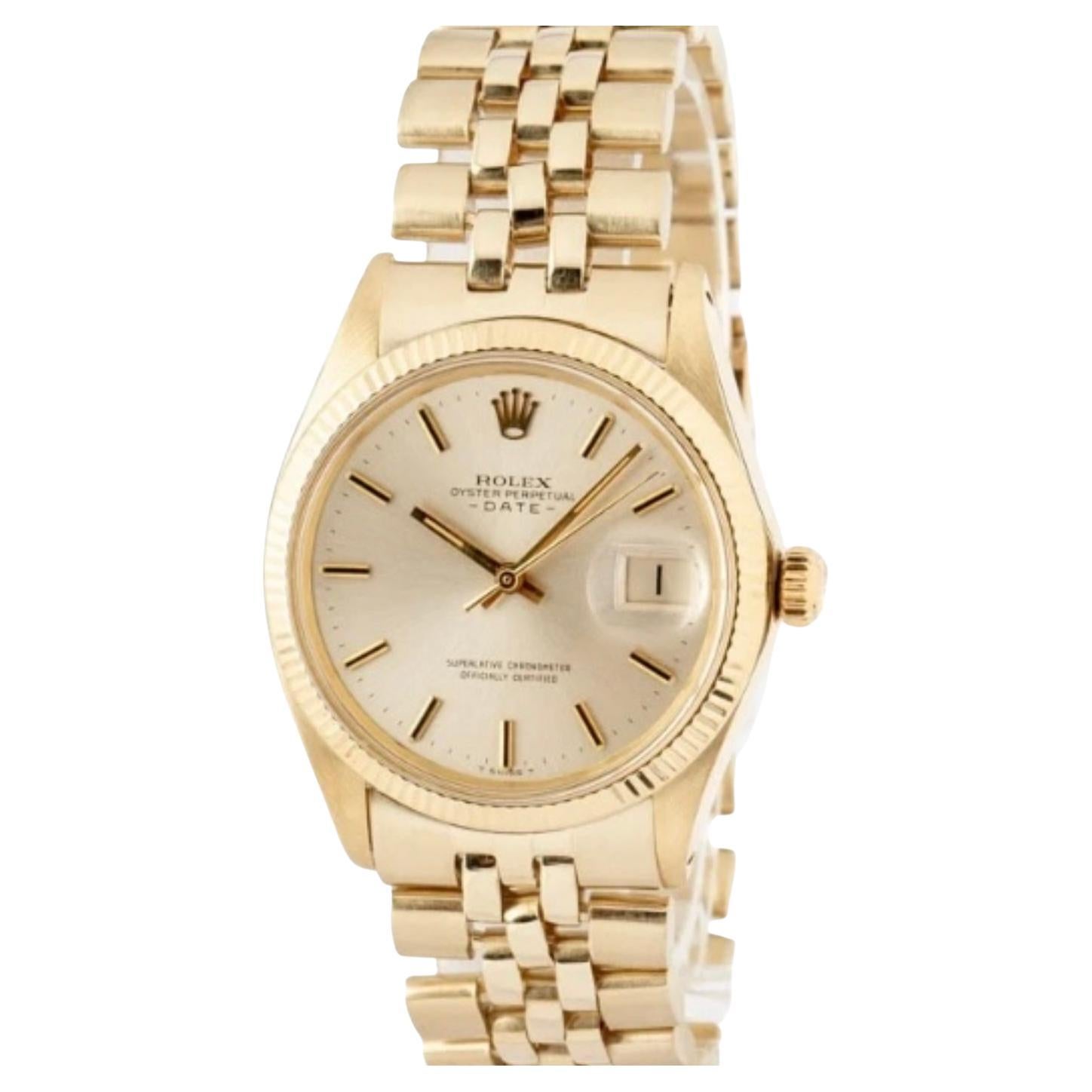 Vintage 14K Gold Rolex Oyster Perpetual Date watch, boasting the exclusivity and luxe design of the Rolex brand. Rolex 14k yellow gold Jubilee bracelet with Rolex signed clasp. Loose stretch and wear, jump date mechanism, and fluted bezel. Gold case