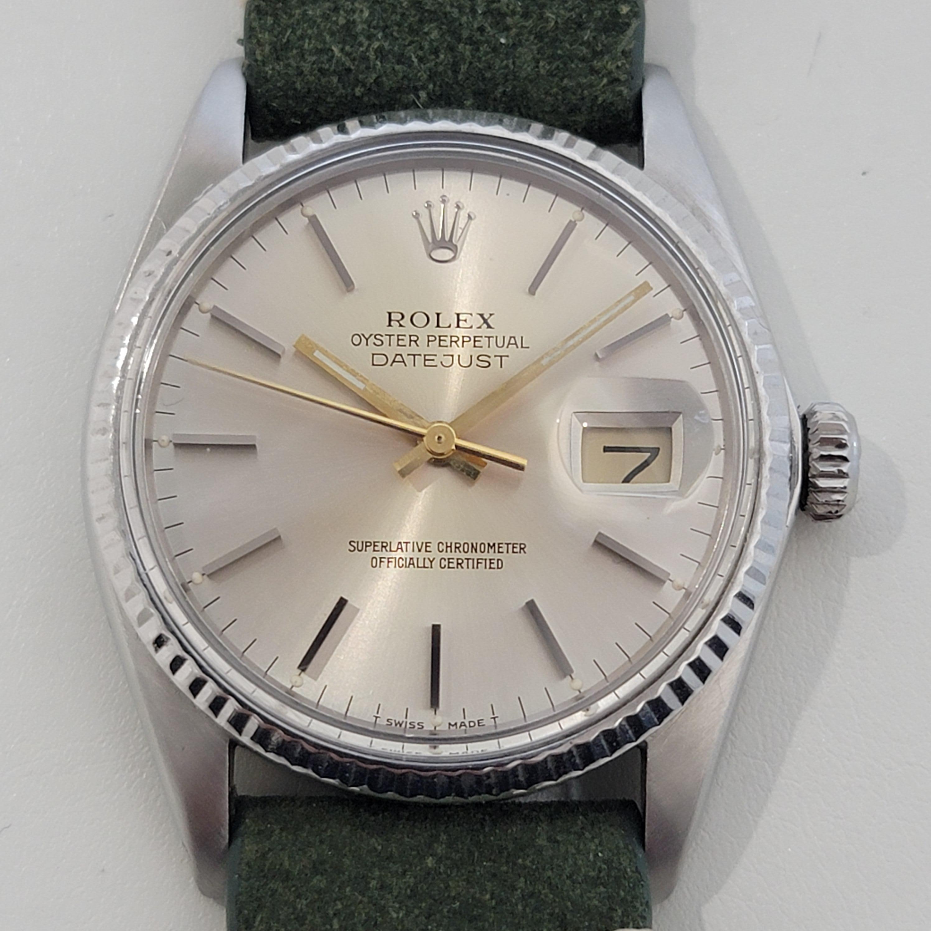 Mens Rolex Oyster Perpetual Datejust 16014 18k Gold SS Automatic 1970s RA332B In Excellent Condition In Beverly Hills, CA