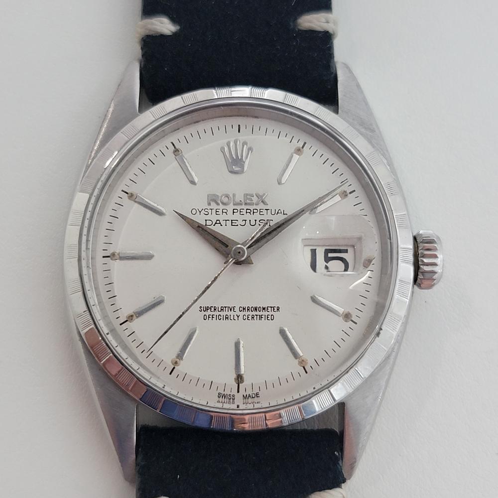 A true vintage treasure, Men's Rolex Oyster perpetual Ref.6605 Datejust automatic, c.1950s. Verified authentic by a master watchmaker. Gorgeous Rolex signed dial, applied indice hour markers, silver minute and hour hands, sweeping central second