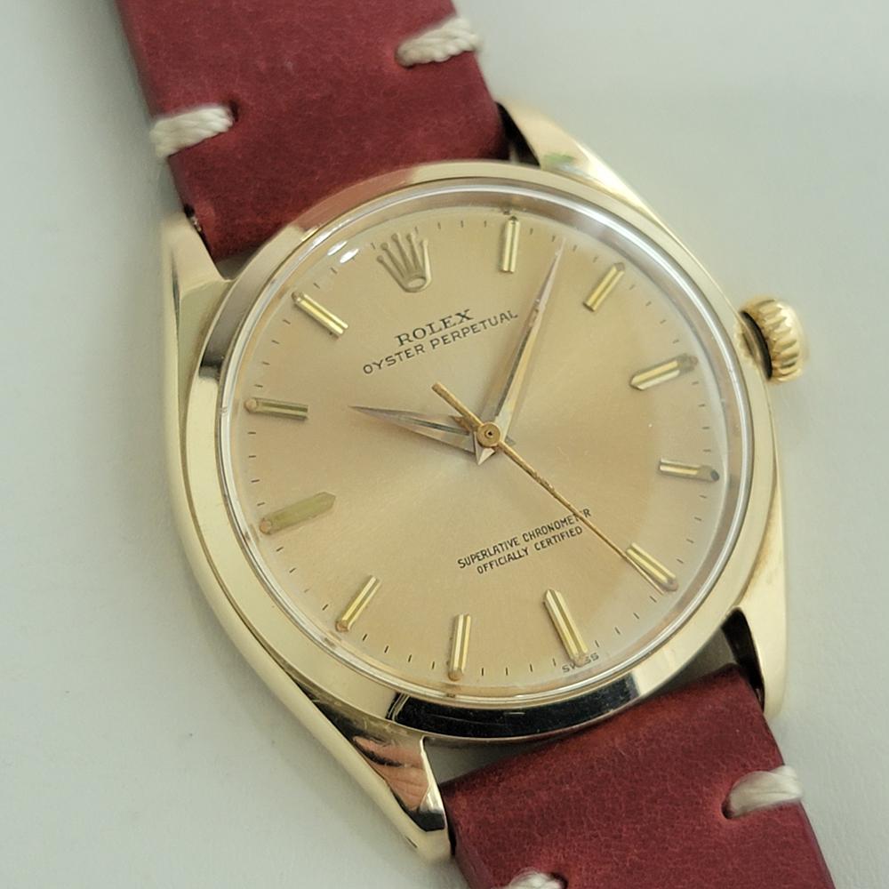 Mens Rolex Oyster Perpetual Ref 1002 34mm 14k Solid Gold Automatic 1960s NA111R In Excellent Condition For Sale In Beverly Hills, CA