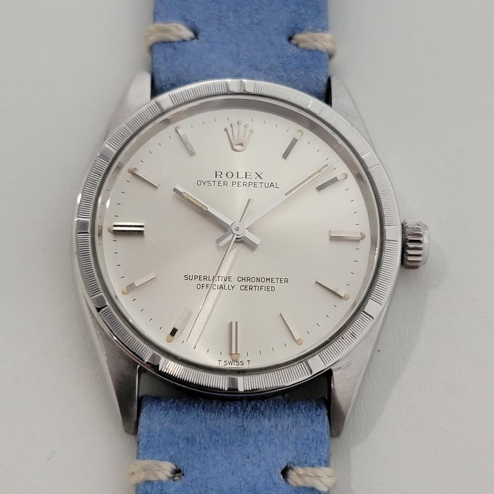 Vintage icon, Men's Rolex Ref.1007 Oyster perpetual automatic dress watch, c.1960s. Verified authentic by a master watchmaker. Gorgeous Rolex signed silver dial, applied indice hour markers, silver minute and hour hands, sweeping central second