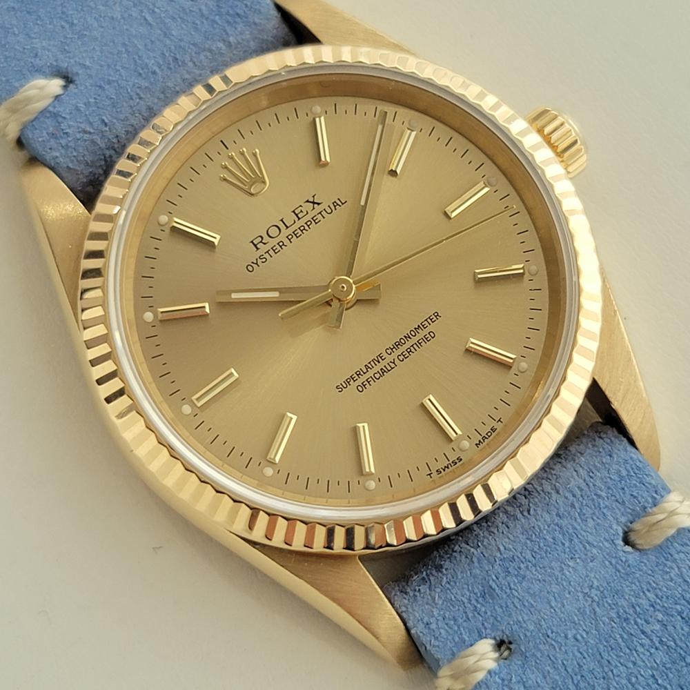 Mens Rolex Oyster perpetual Ref 14238 18k Solid Gold 35mm Automatic 1990s NA138B In Excellent Condition In Beverly Hills, CA