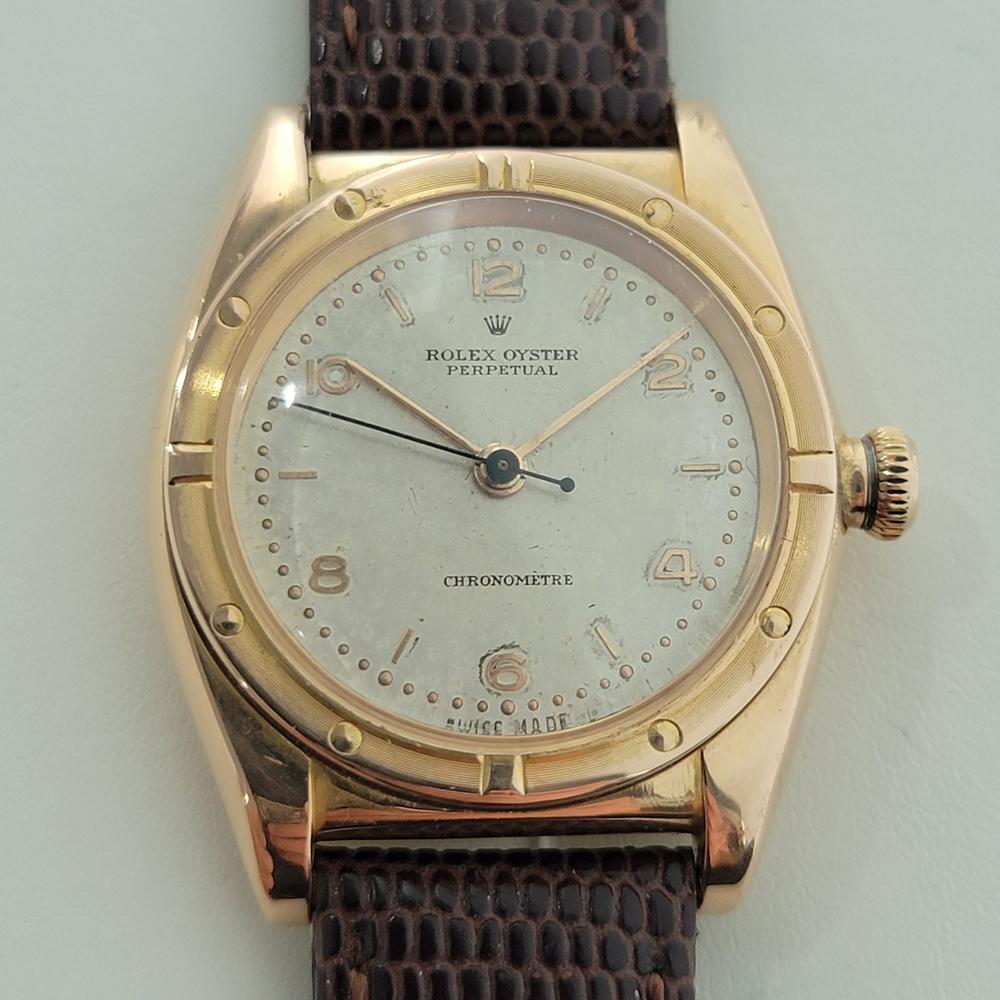A rare timeless classic, Men's 18k solid rose gold Rolex ref.3372 Oyster Perpetual bubble back automatic dress watch, c.1945, original, unrestored. Verified authentic by a master watchmaker. Gorgeous Rolex signed dial, applied indice hour markers,