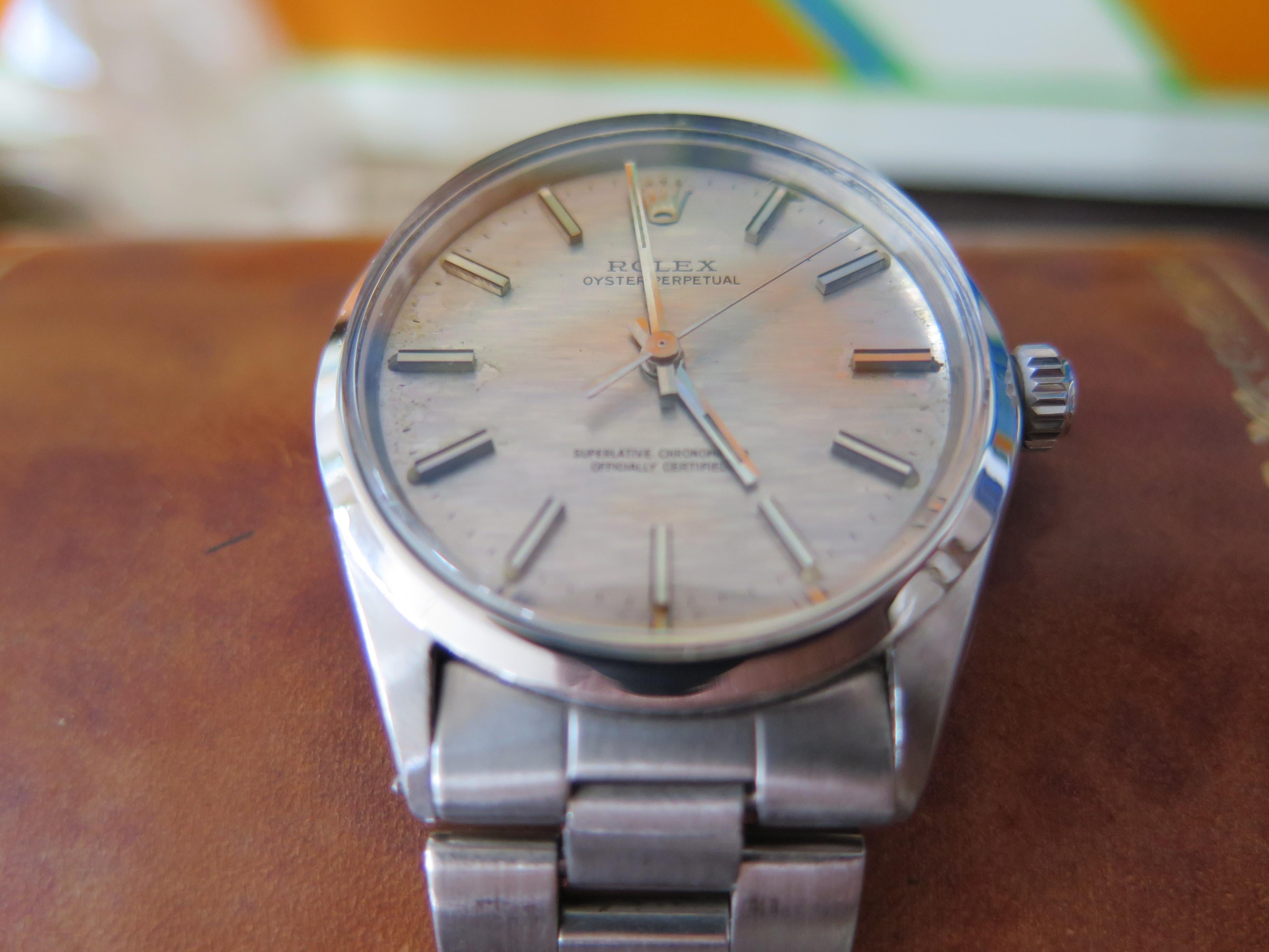 Montre Rolex Oyster Perpetual en acier inoxydable pour homme avec cadran original en shantung 1971 en vente 5