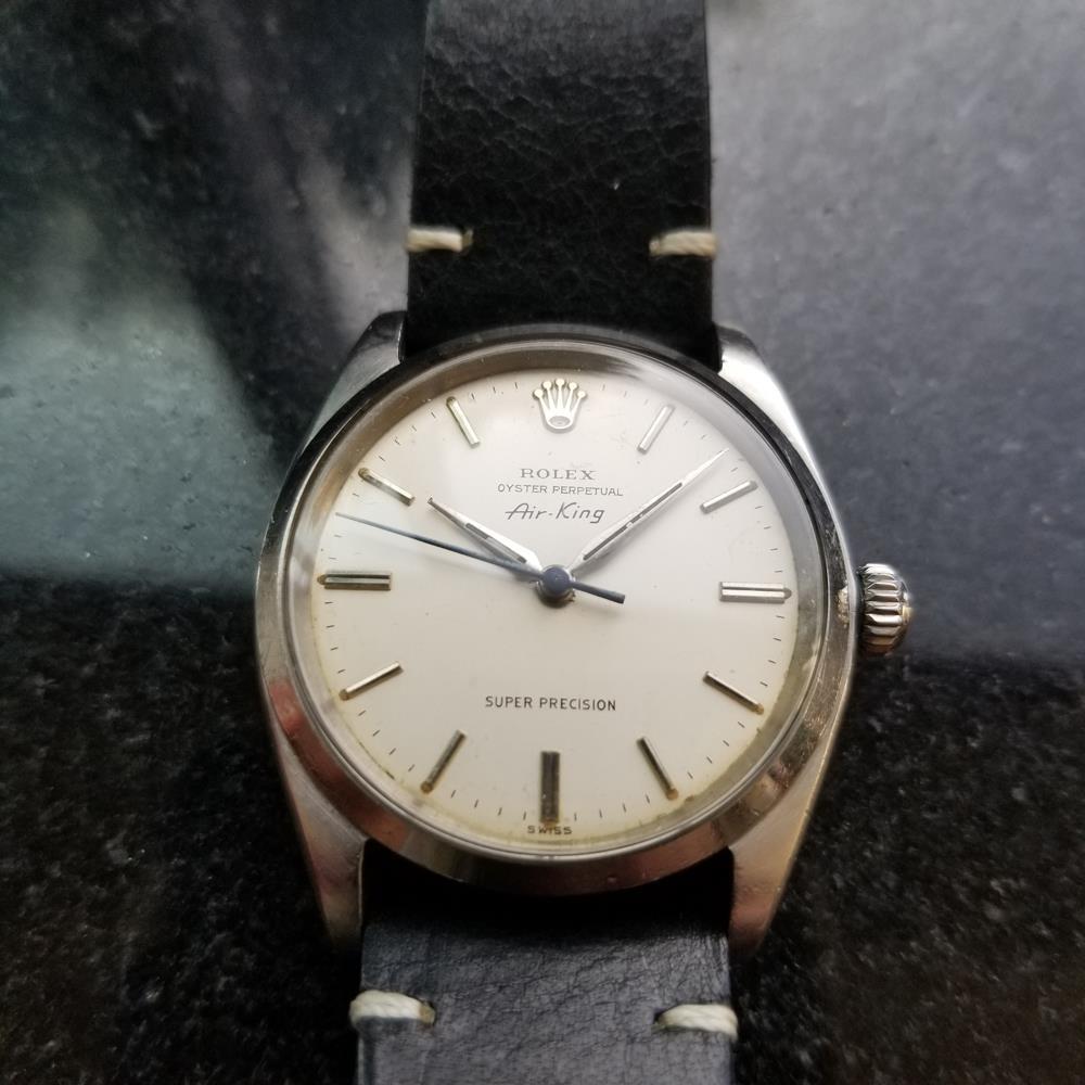 Timeless icon, men's Rolex Super Precision Air-King ref.5500 automatic, c.1967. Verified authentic by a master watchmaker. Gorgeous Rolex signed creamy white dial, applied baton hour markers, silver minute and hour hands, sweeping central second