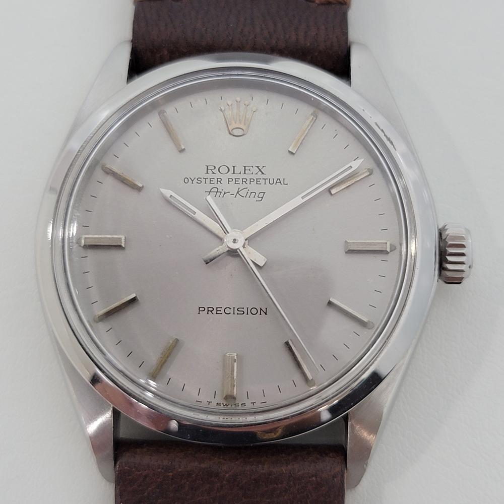 Timeless icon, Men's Rolex Oyster Precision Air-King 5500 automatic, c.1967. Verified authentic by a master watchmaker. Gorgeous Rolex signed silver dial, applied indice hour markers, lumed minute and hour hands, sweeping central second hand, hands