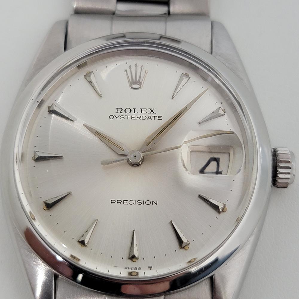 Iconic classic, Men's Rolex ref.6694 Oysterdate Precision hand-wind dress watch, c.1964, all original, unrestored. Verified authentic by a master watchmaker. Gorgeous Rolex signed silver dial, applied dagger hour markers, silver minute and hour