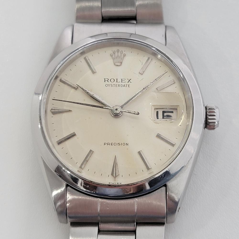 Timeless icon, Men's Rolex Oysterdate Precision ref. 6694 manual wind, c.1968, all original. Verified authentic by a master watchmaker. Gorgeous Rolex signed vintage white dial, applied gold indice hour markers, gilt minute and hour hands, sweeping
