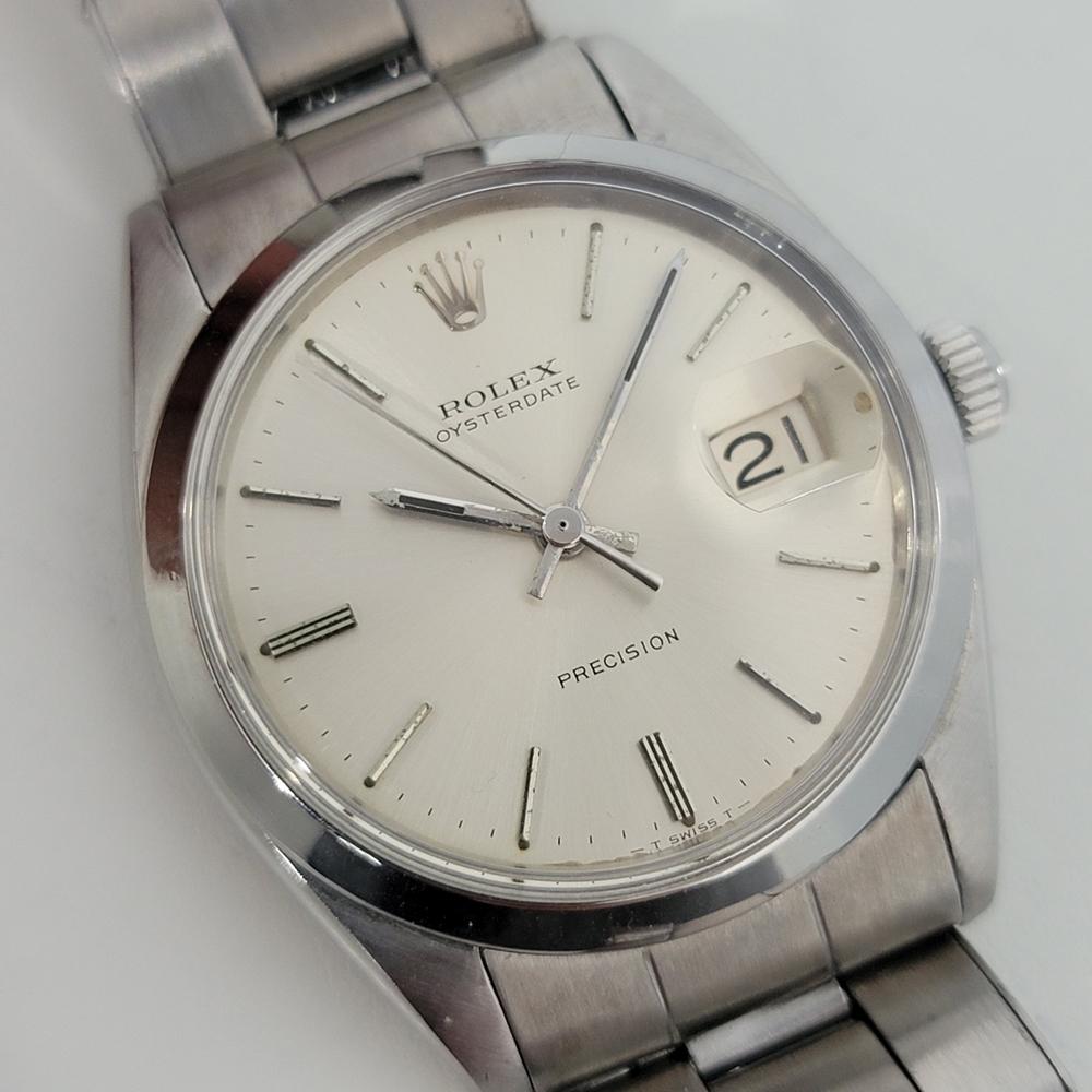 Classic icon, Men's Rolex ref.6694 Oysterdate Precision hand-wind dress watch, c.1968, all original. Verified authentic by a master watchmaker. Gorgeous Rolex signed silver textured dial, applied indice hour markers, silver minute and hour hands,