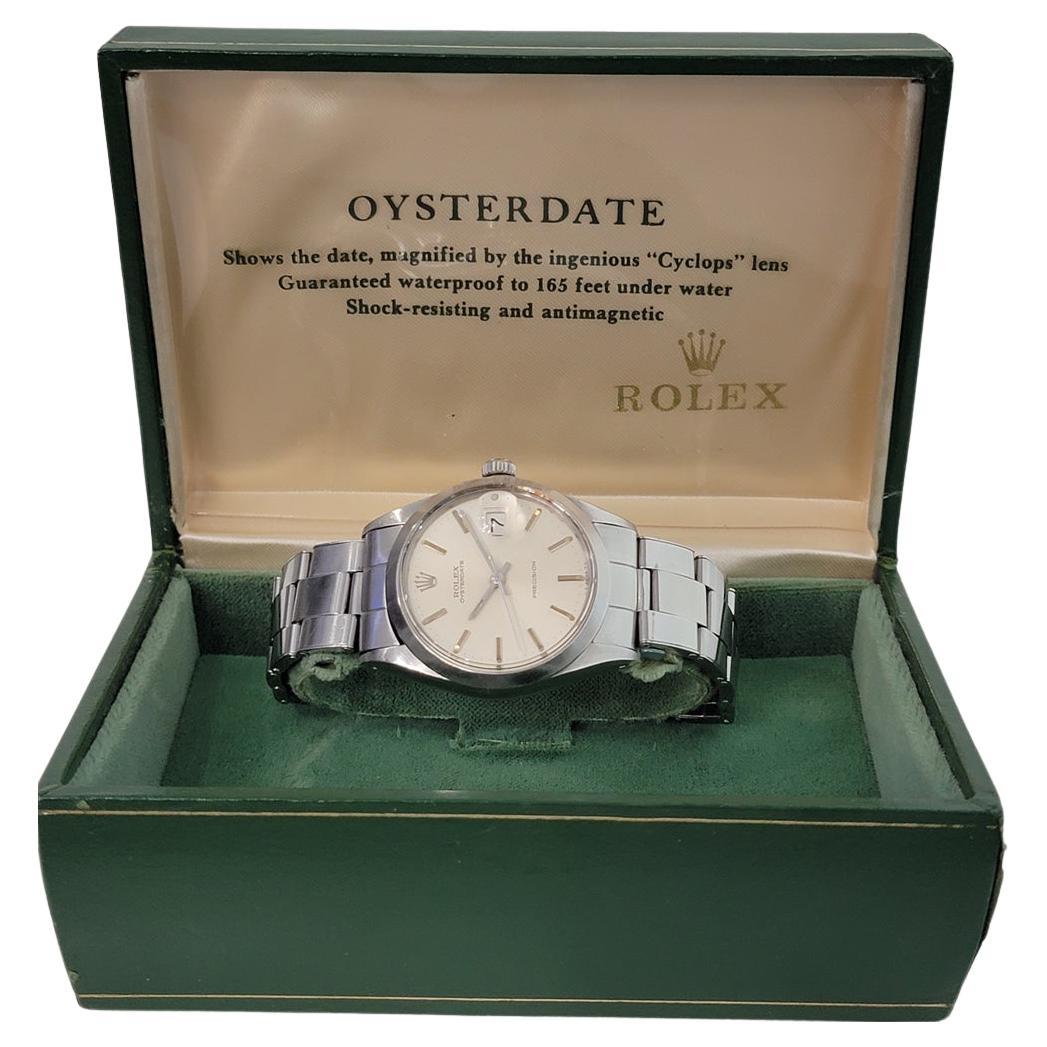 Iconic classic, Men's Rolex ref.6694 Oysterdate Precision hand-wind dress watch, c.1969, all original, with original Rolex box and paper. Verified authentic by a master watchmaker. Gorgeous Rolex signed dial, applied gilt indice hour markers, silver