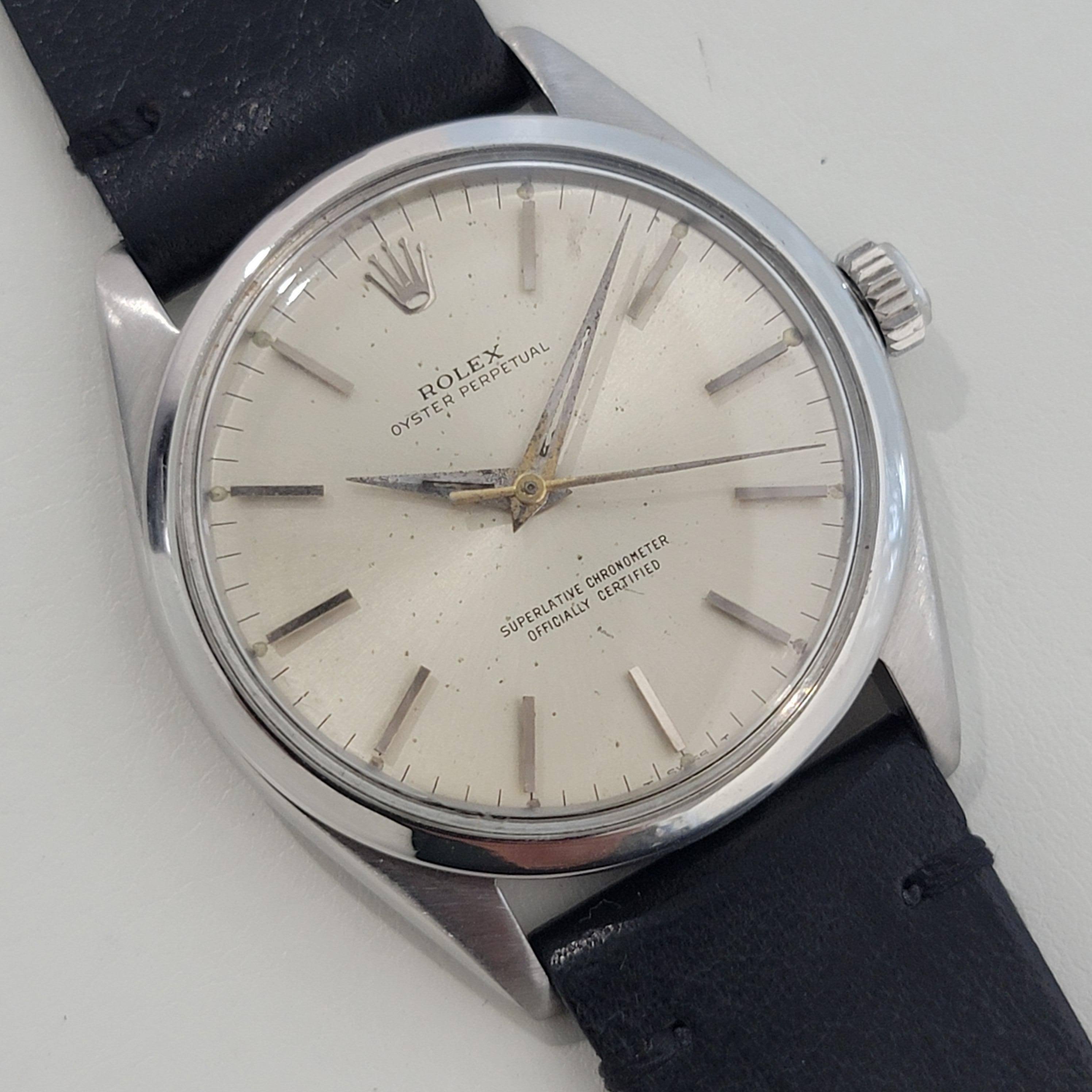 Mens Rolex Ref 1002 Oyster Perpetual Automatic 1960s Swiss Vintage RA143 In Excellent Condition For Sale In Beverly Hills, CA
