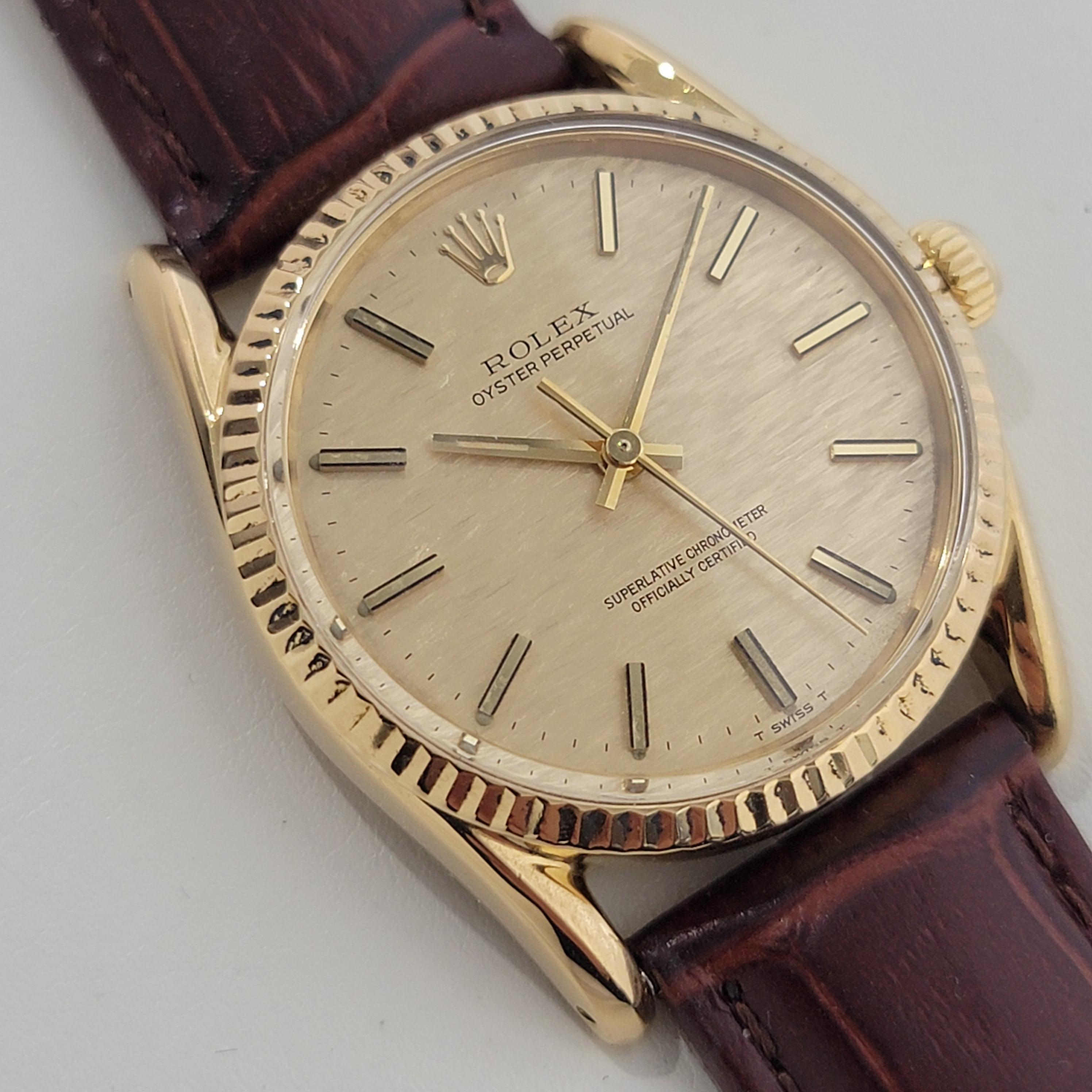 Mens Rolex Ref 1011 Oyster Perpetual 18k Gold Automatic 1970s Swiss RJC154 In Excellent Condition In Beverly Hills, CA