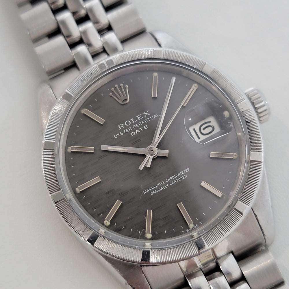 Timeless classic, Men's Rolex Oyster Perpetual Date Ref.1501 automatic, c.1972, all original. Verified authentic by a master watchmaker. Gorgeous Rolex-signed grey textured dial, applied indice hour markers, silver minute and hour hands, sweeping