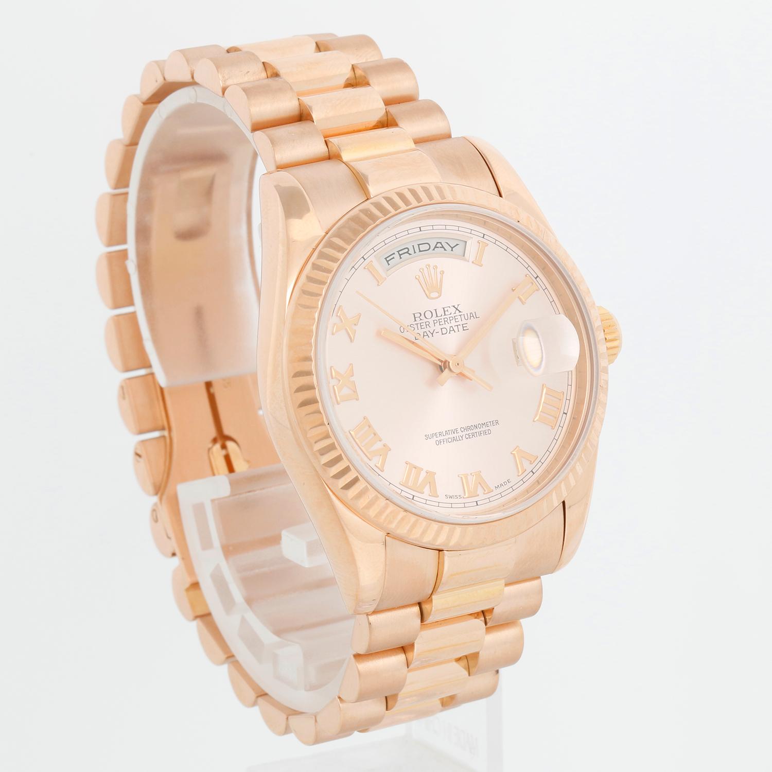 Hommes Montre Rolex President Day-Date en or rose 118235 Cadran rose Excellent état à Dallas, TX