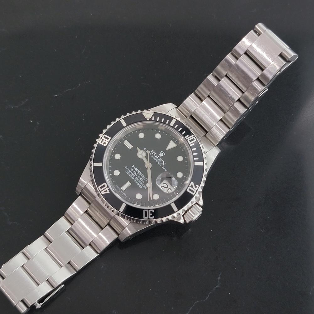 Mens Rolex Submariner Ref 16610 Date Automatic 2000s All Original w Pouch RA257 In Excellent Condition In Beverly Hills, CA