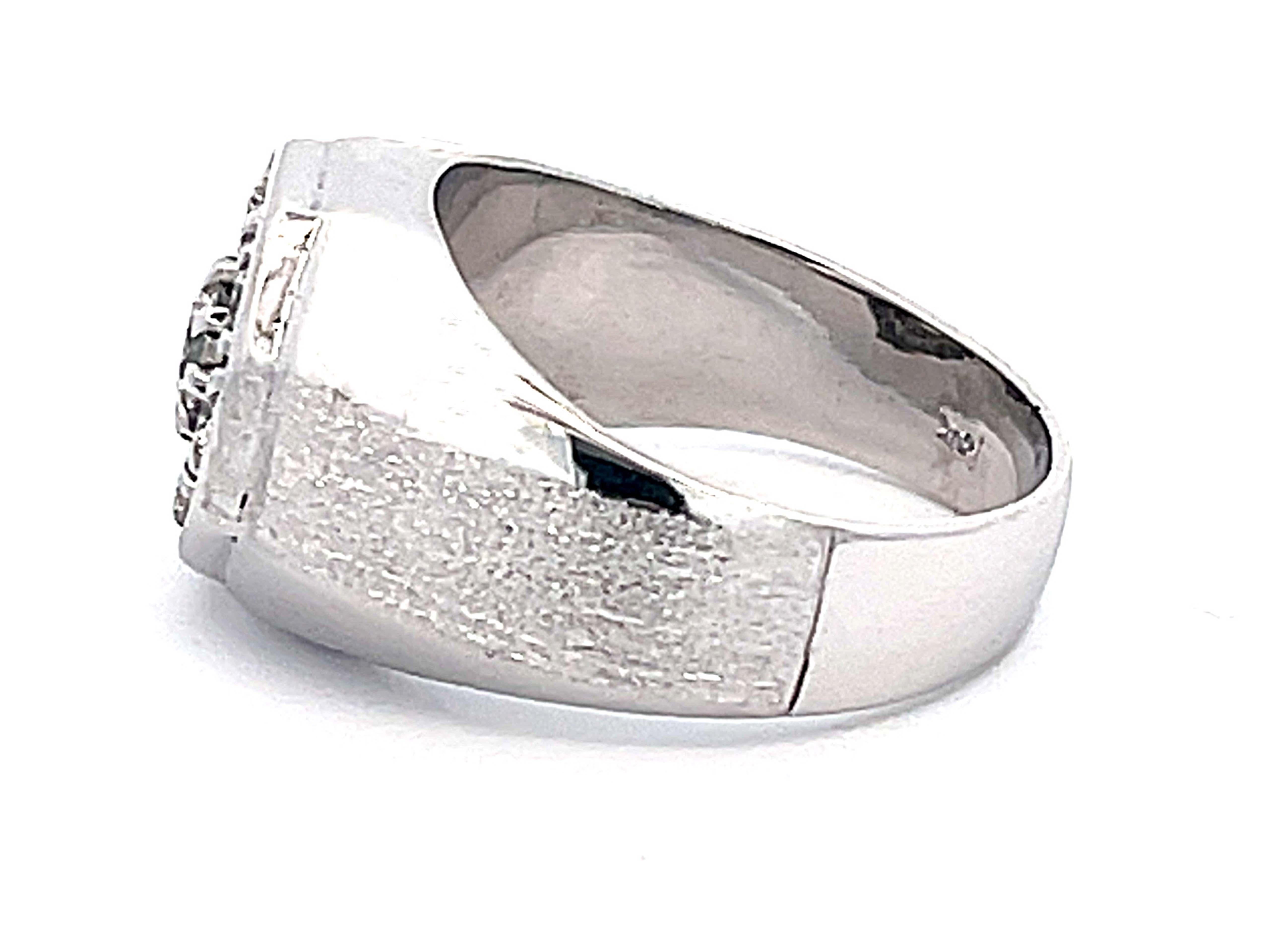 Men's Mens Round Diamond Cluster Center Ring with Textured Shoulders in 14k White Gold For Sale