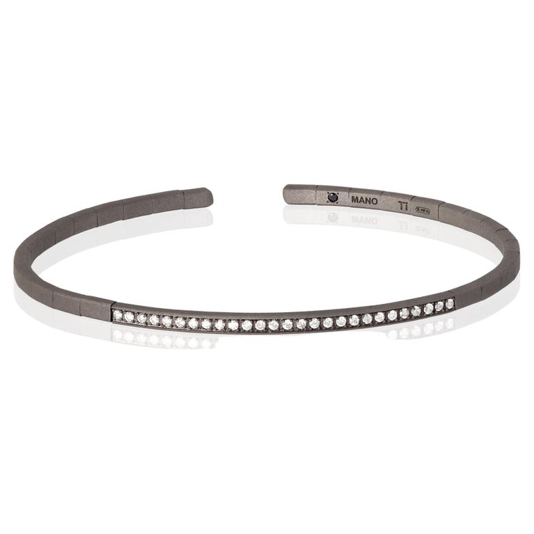 Men's Spring Bracelet in Titanium and White Diamonds For Sale at 1stDibs