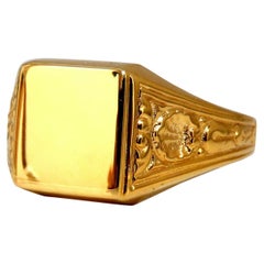 Men's Square Deck Signet Ring 14 Karat, Hungary