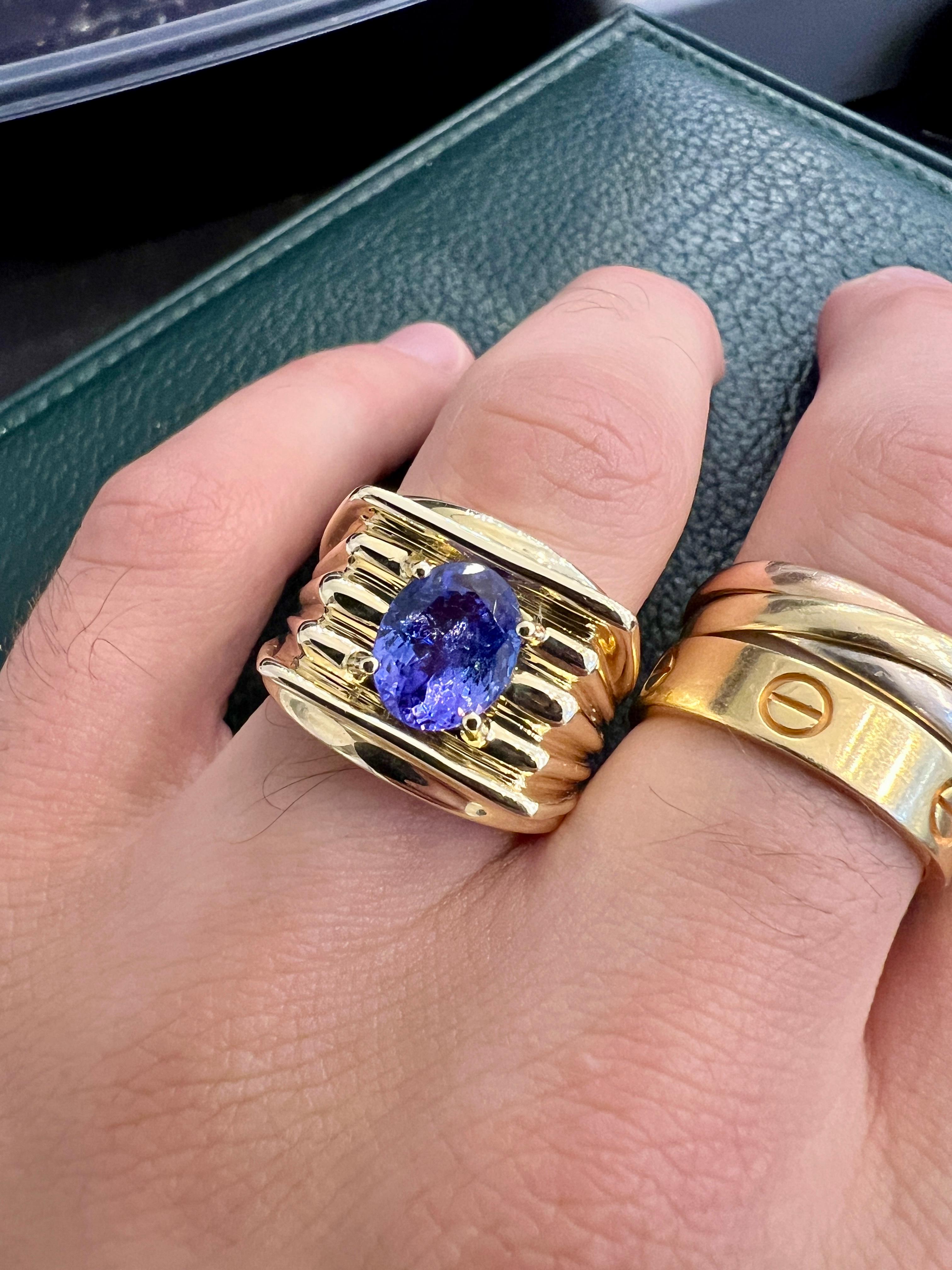 Mens Statement Classic Tanzanite Solitaire Solid Gold 14k Fashion Ring in vendita 3