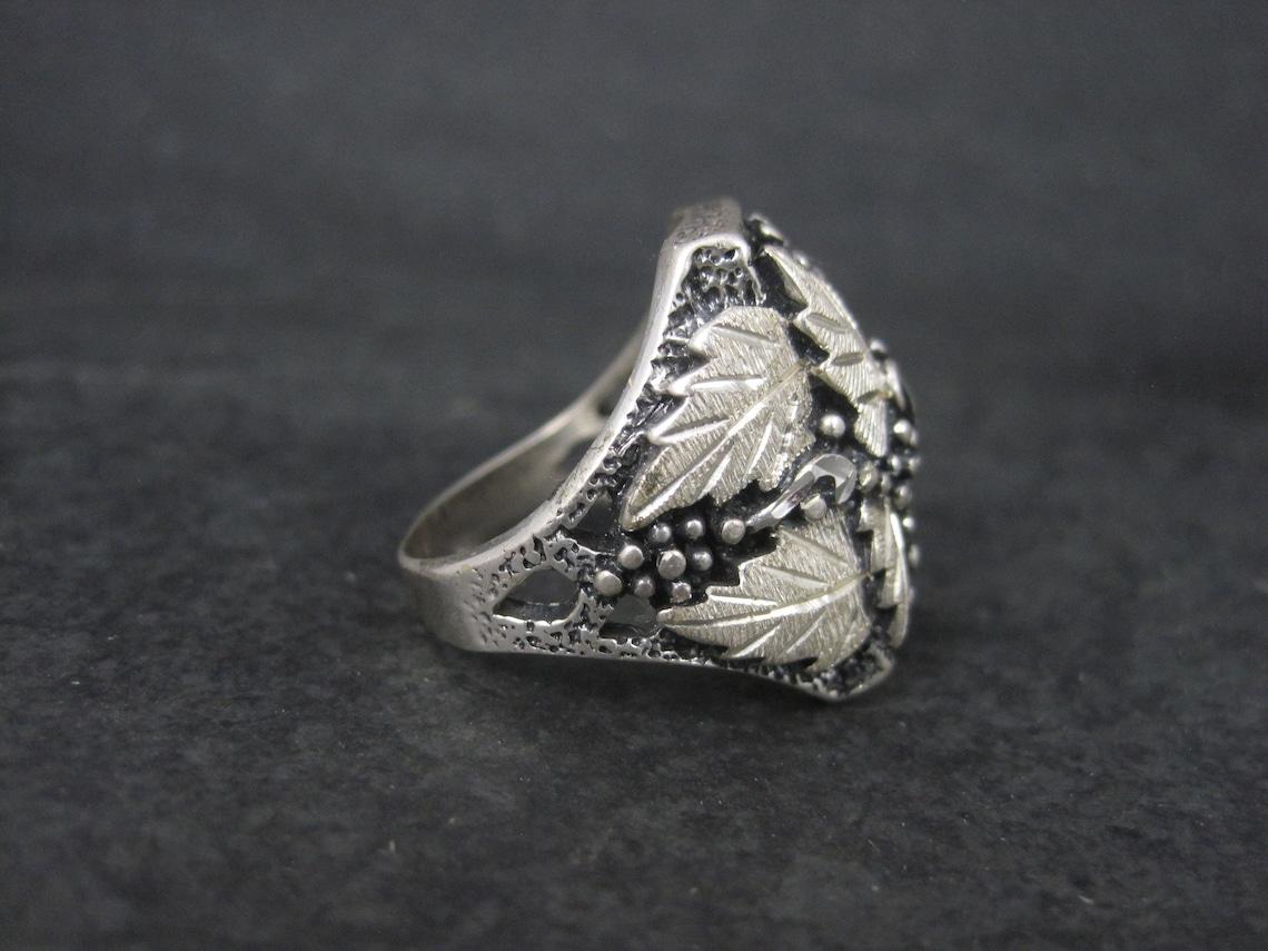 Mens Sterling Black Hills Silver Ring Size 9 Heavy Ornate Sterling In New Condition For Sale In Webster, SD