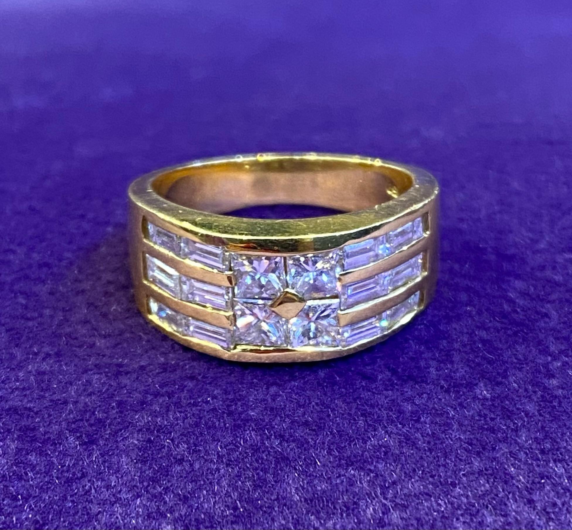 Men's Three Row Diamond Ring Band In Excellent Condition For Sale In New York, NY