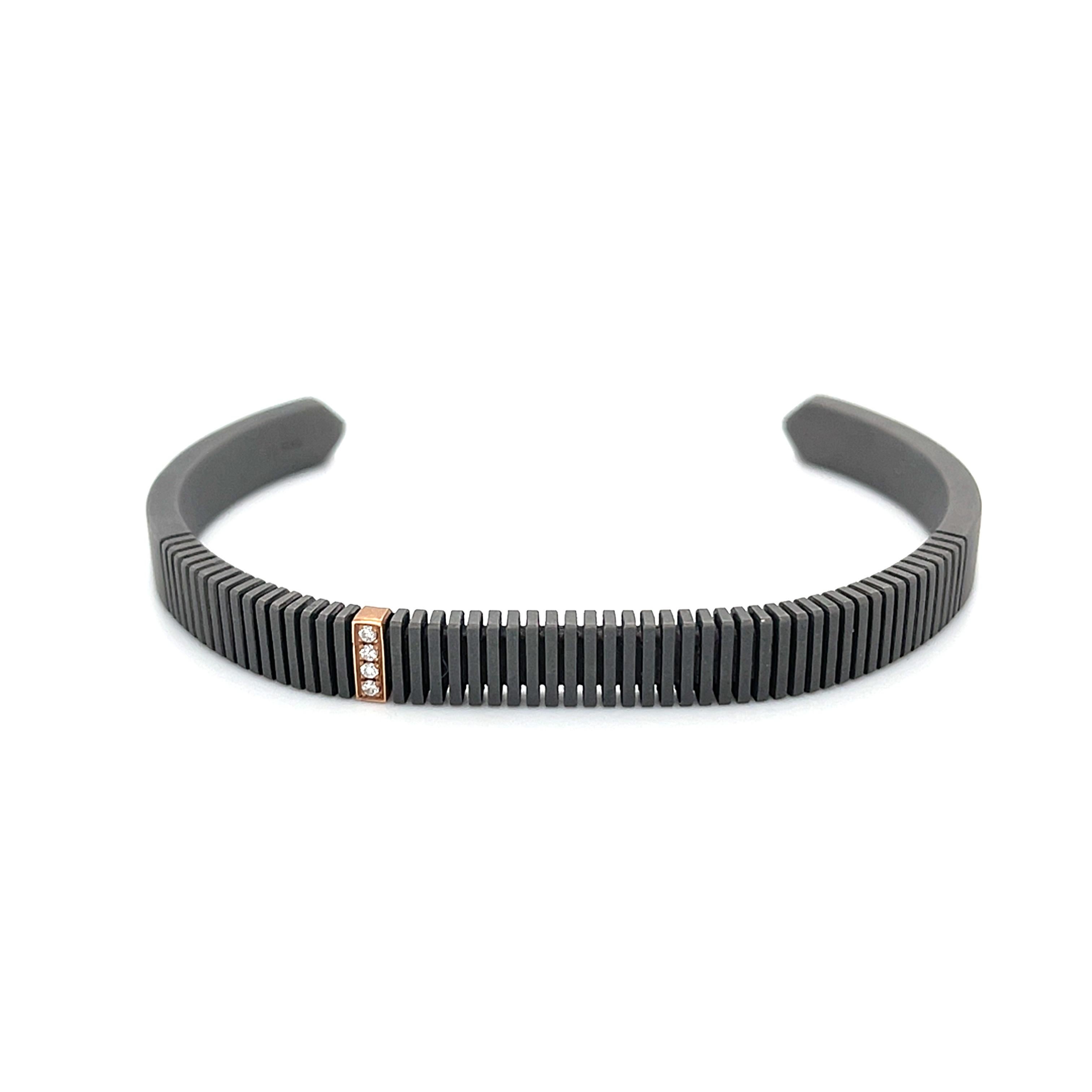 Herren Titan 18 Karat Roségold Armband aus Titan mit runden farblosen Diamanten (Rundschliff) im Angebot
