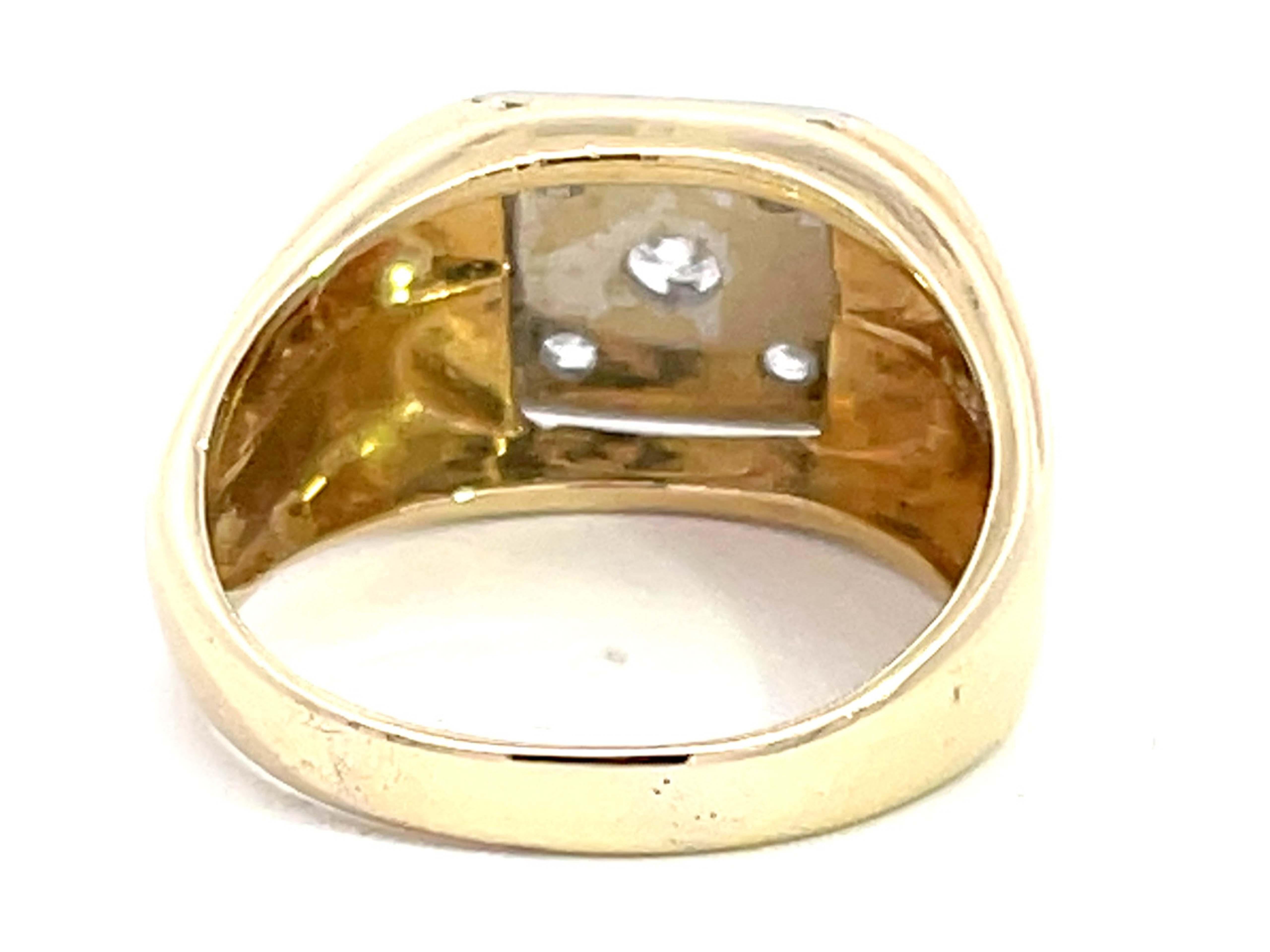 Mens Two Toned 5 Round Brilliant Diamond Ring in 14k In Excellent Condition For Sale In Honolulu, HI
