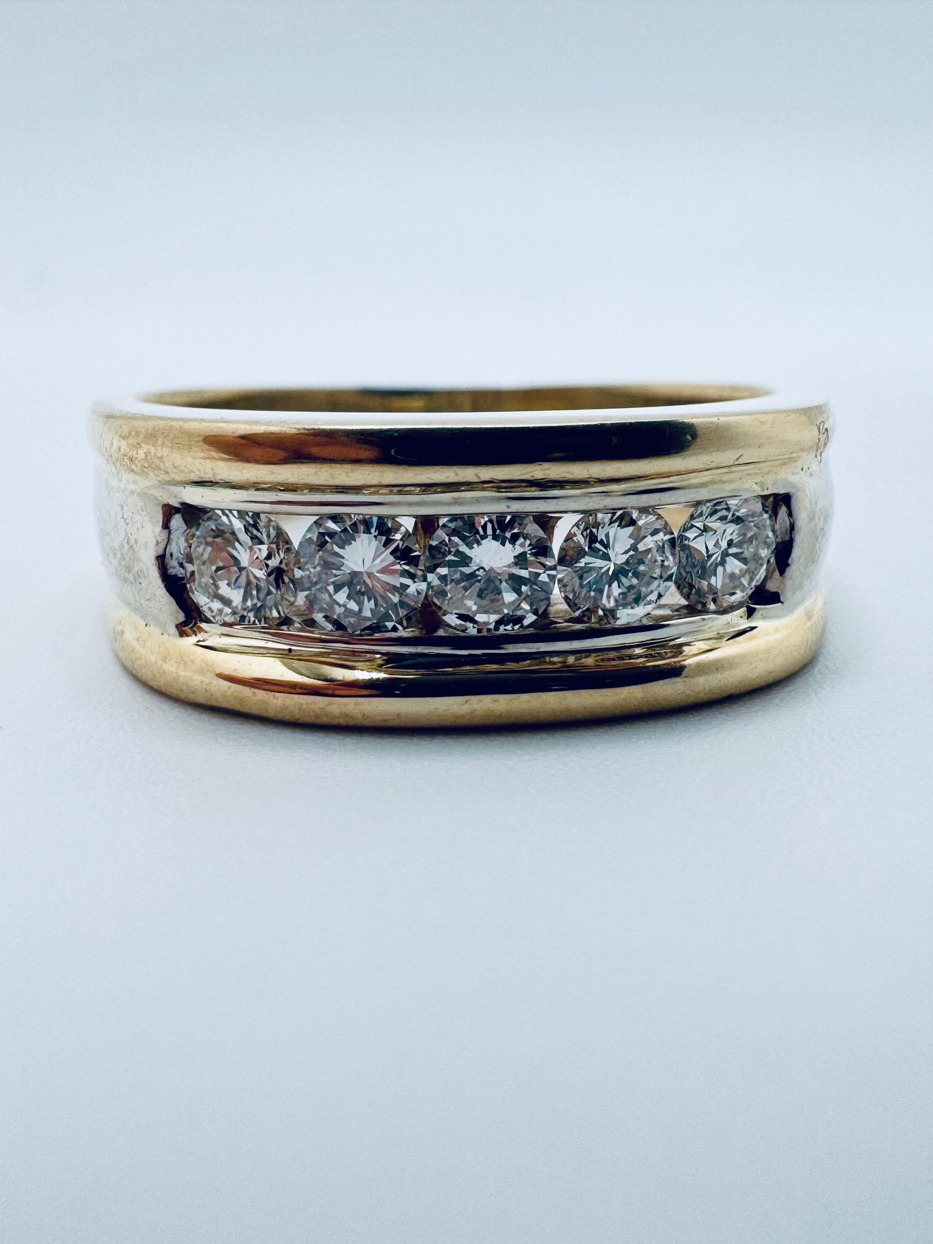 Men’s Two-Toned Channel Set Diamond Wedding Band en venta 3