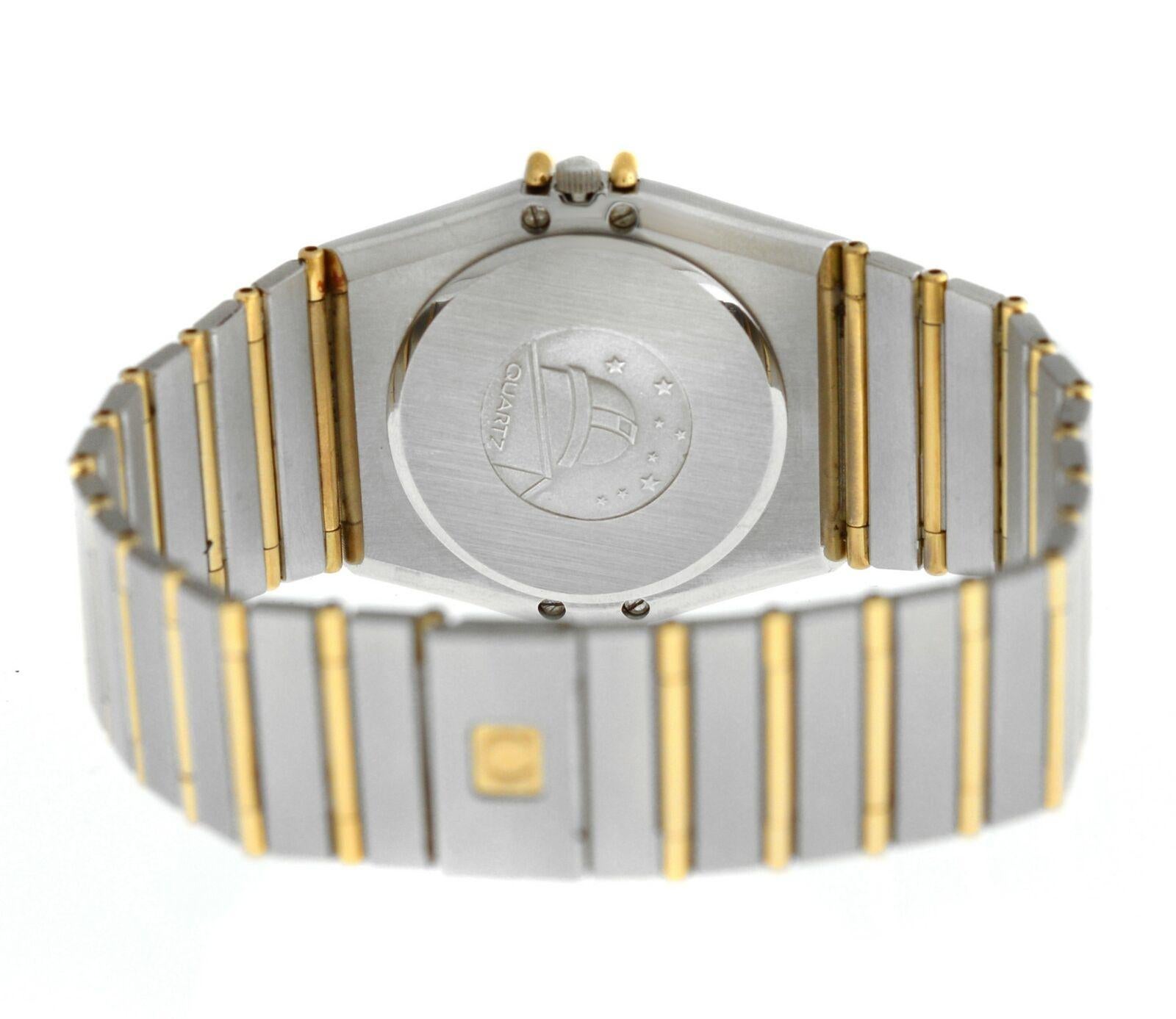 Men's Unisex Omega Constellation 3961069 Day Date Full Bar Gold Watch In Excellent Condition In New York, NY