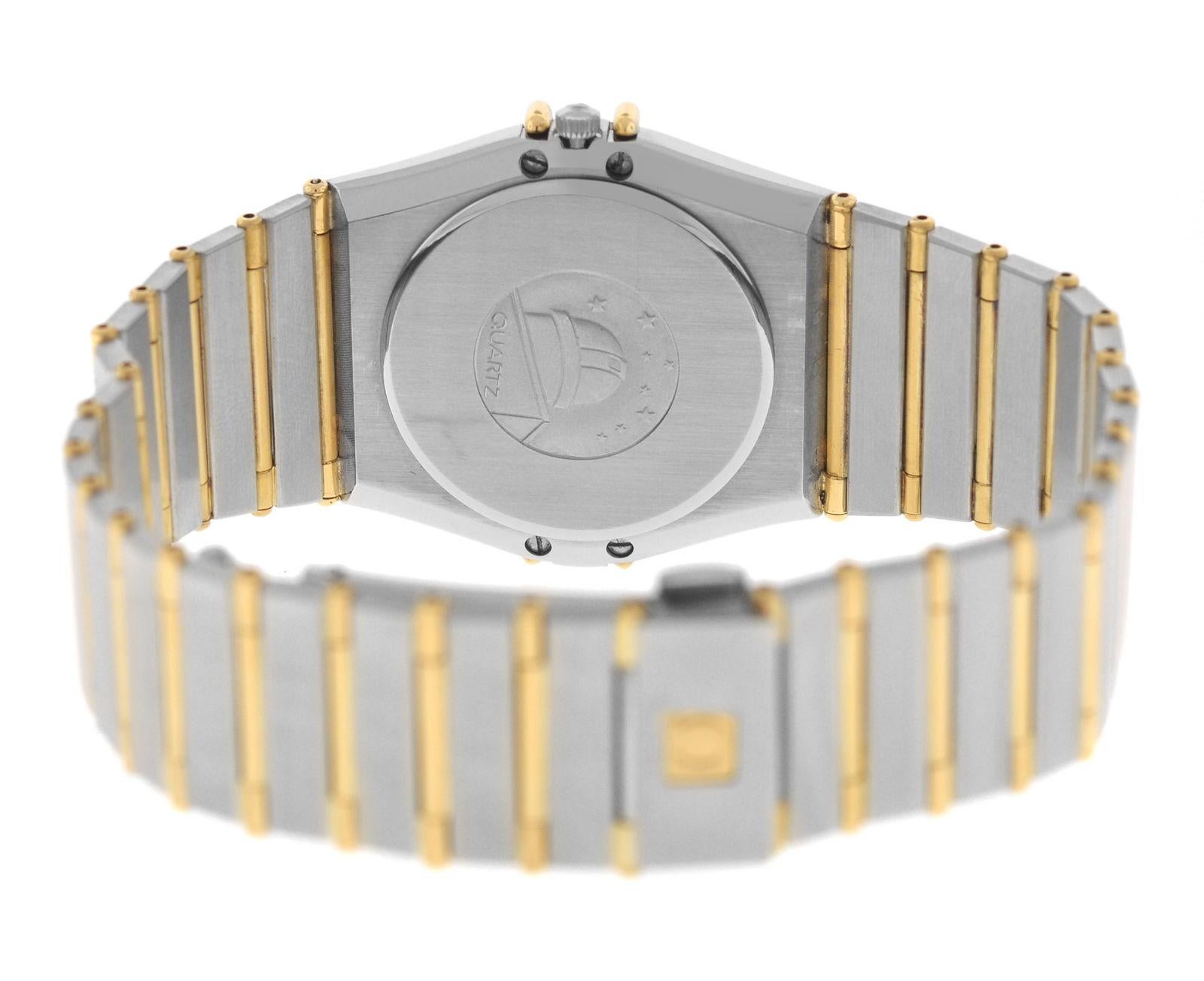 Modern Men's Unisex Omega Constellation Manhattan Full Bar Gold Watch For Sale
