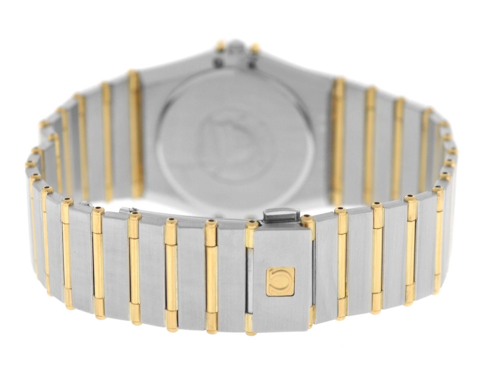 Men's Unisex Omega Constellation Manhattan Full Bar Gold Watch In Excellent Condition For Sale In New York, NY