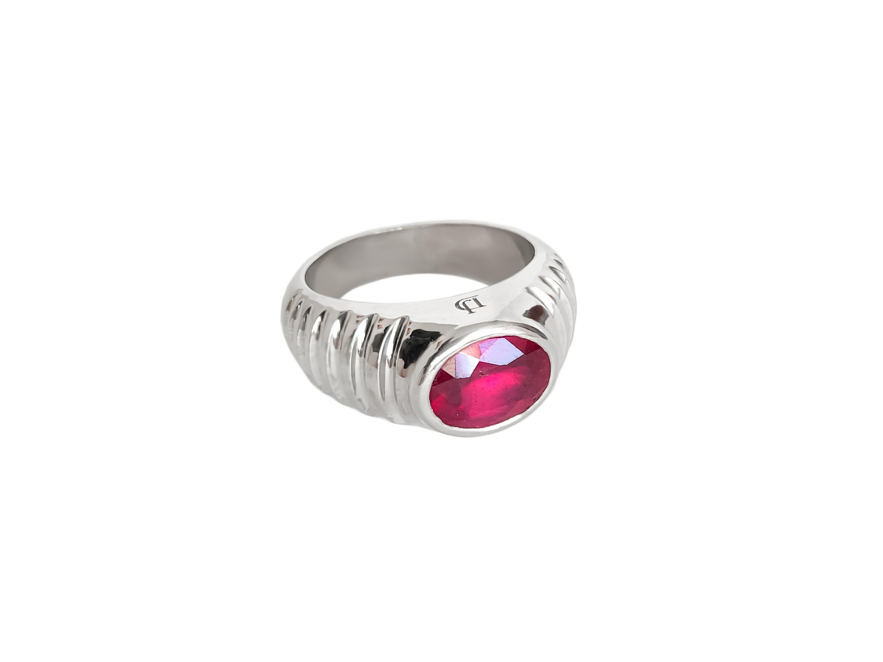 For Sale:  Mens, Unisex Ring with Genuine Ruby 3