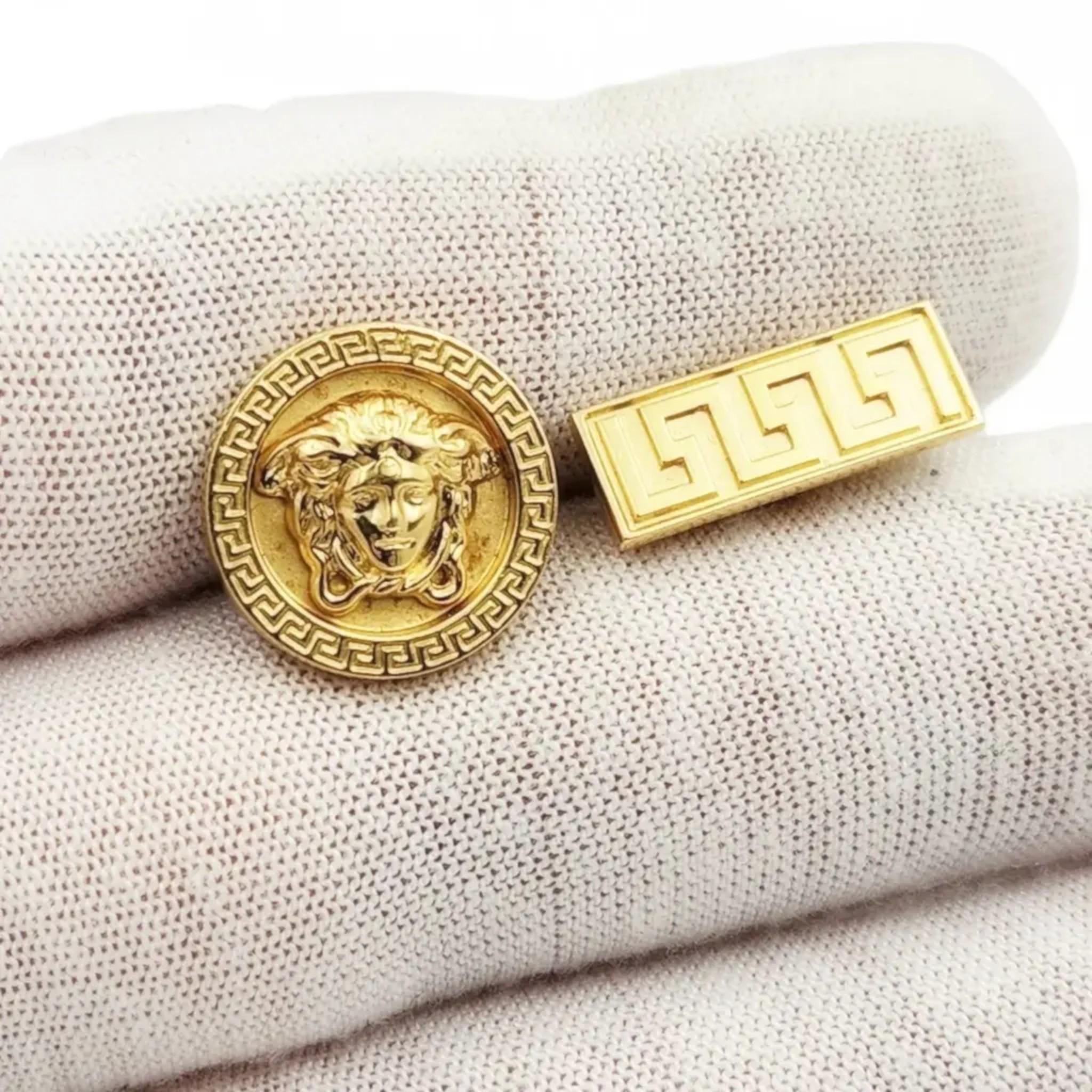 Men's Versace Medusa Head 18K Yellow Gold Contemporary Style