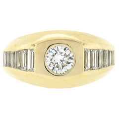 Mens Vintage 18k Gold 1.83ct Round Diamond Solitaire w/ Baguette Sides Band Ring