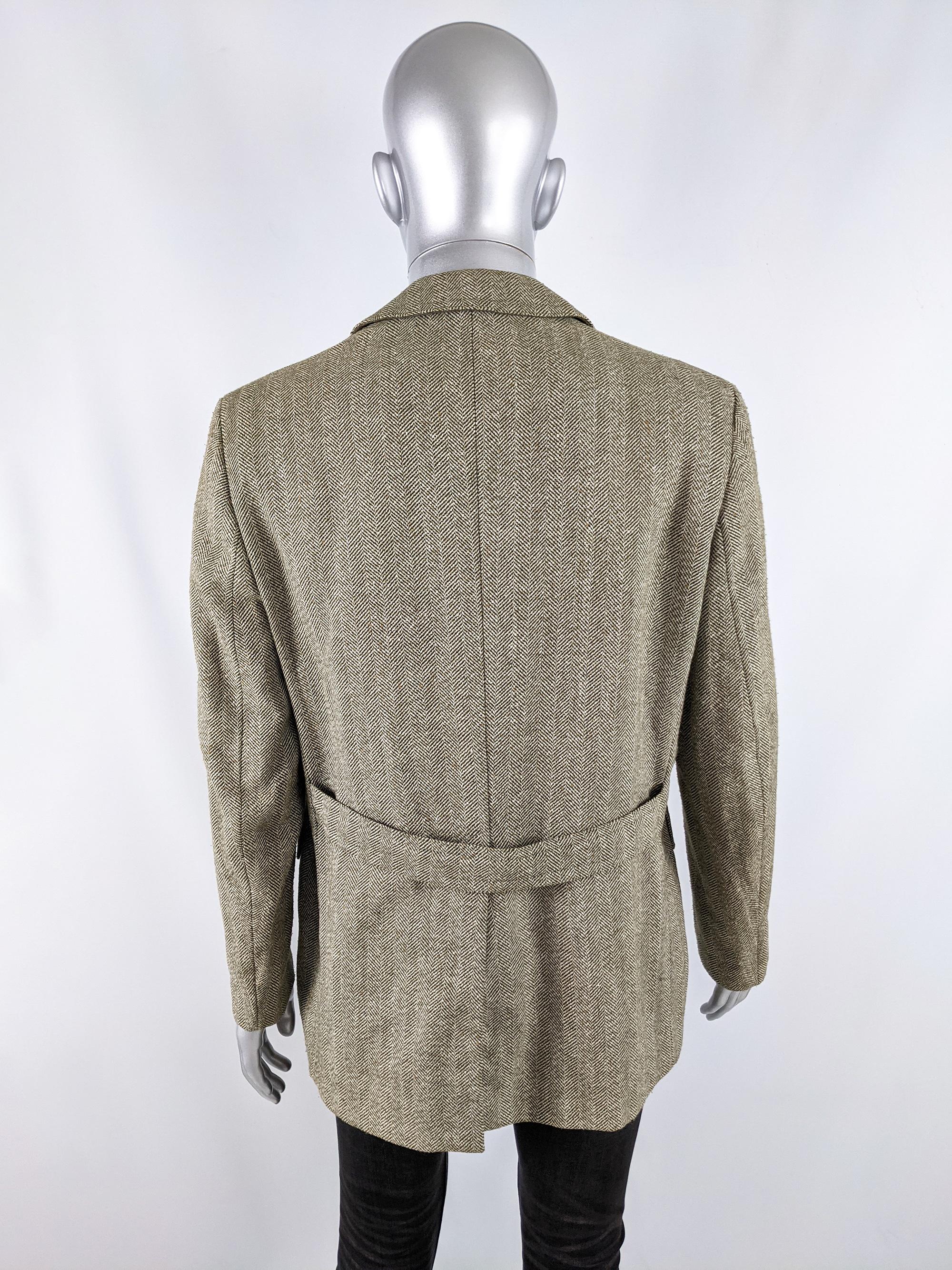 Mens Vintage Half Norfolk Herringbone Wool Tweed Jacket Coat, 1970s For Sale 3