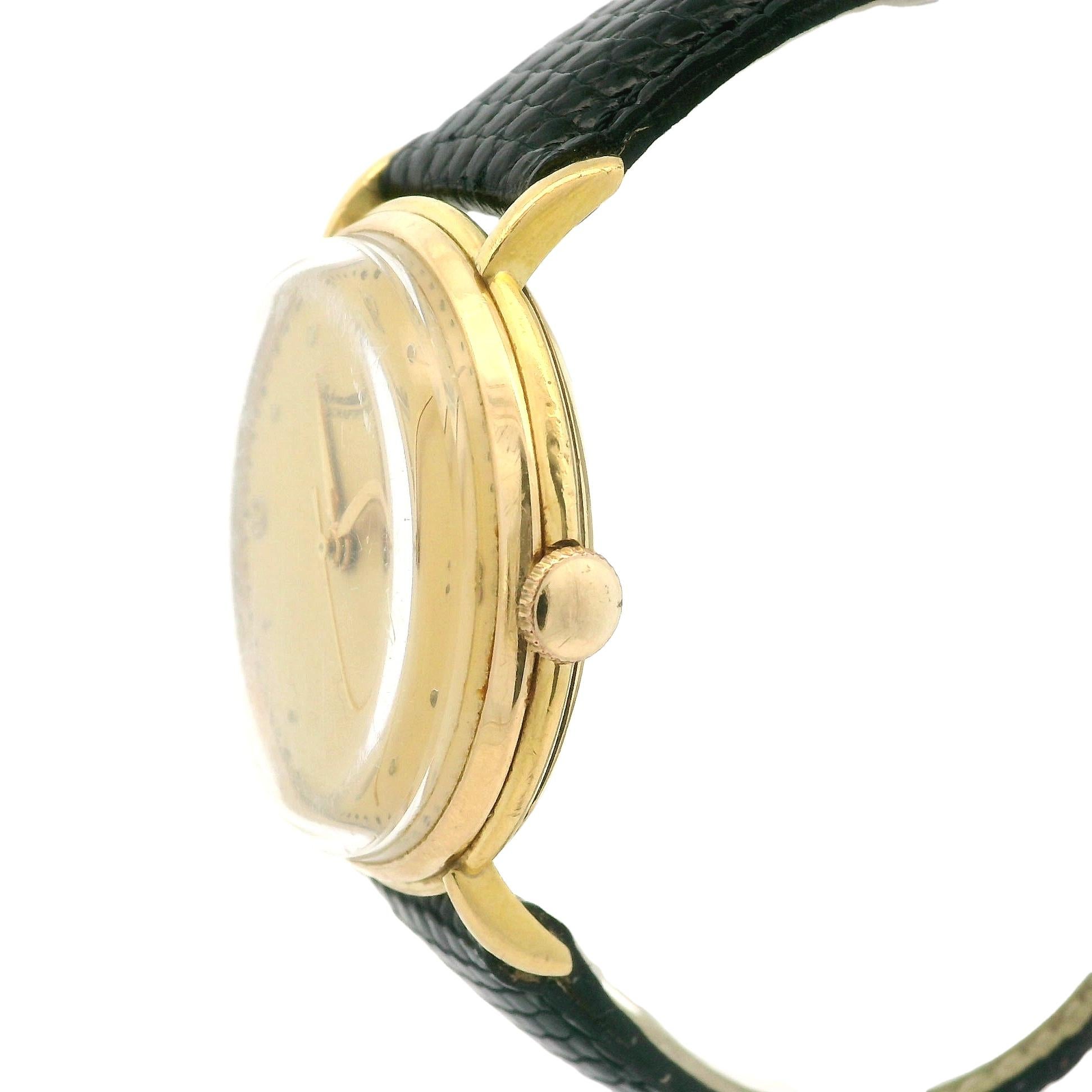 Herren Vintage International IWC 36mm 18k Gold Mechanische Herren-Vintage-Armbanduhr Cal. 89 für Damen oder Herren im Angebot