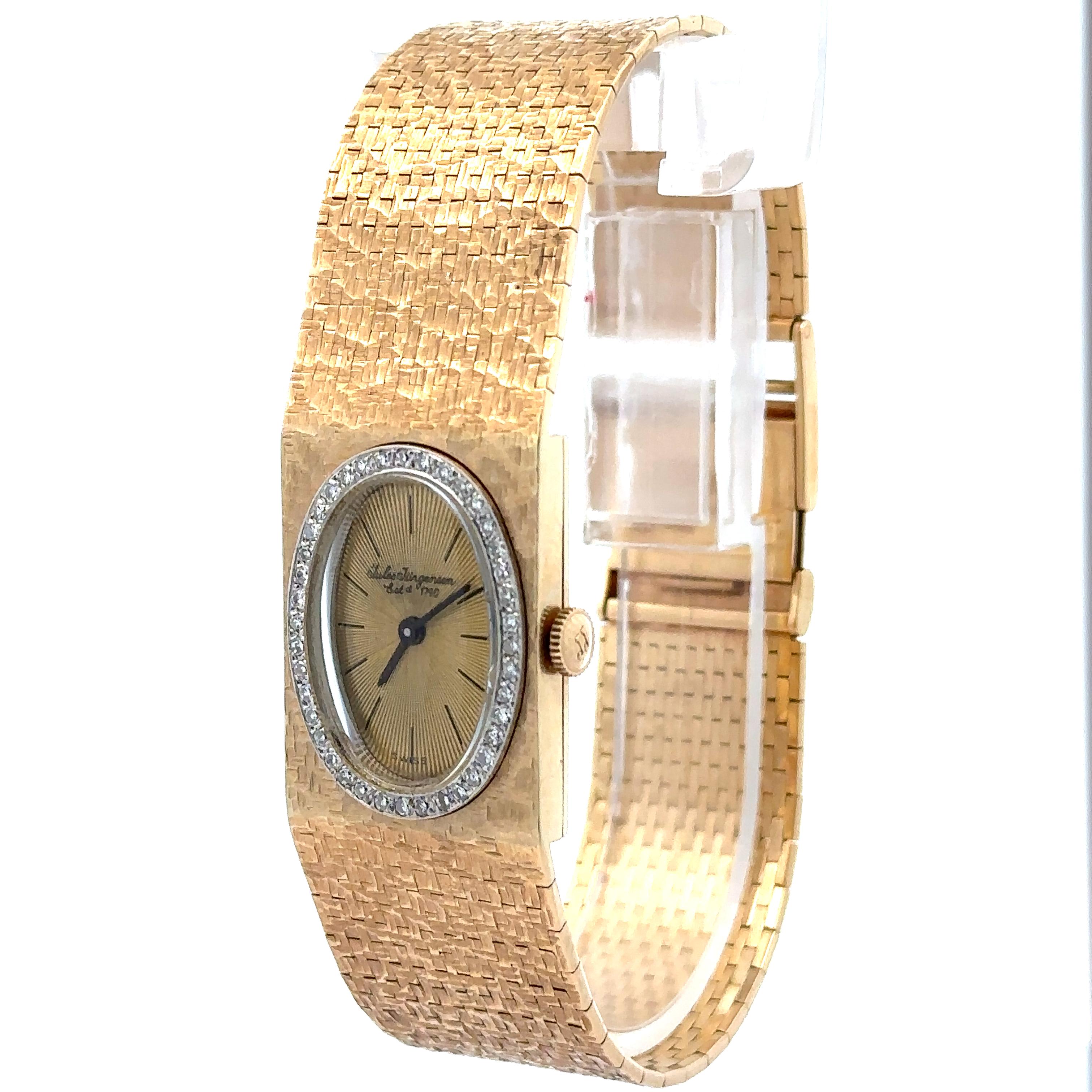 Vintage By Jurgensen 14k Gold Rectangular Textured Wrist Watch Bracelet en vente 6