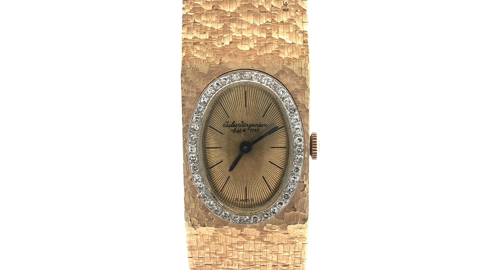 Vintage By Jurgensen 14k Gold Rectangular Textured Wrist Watch Bracelet en vente 1
