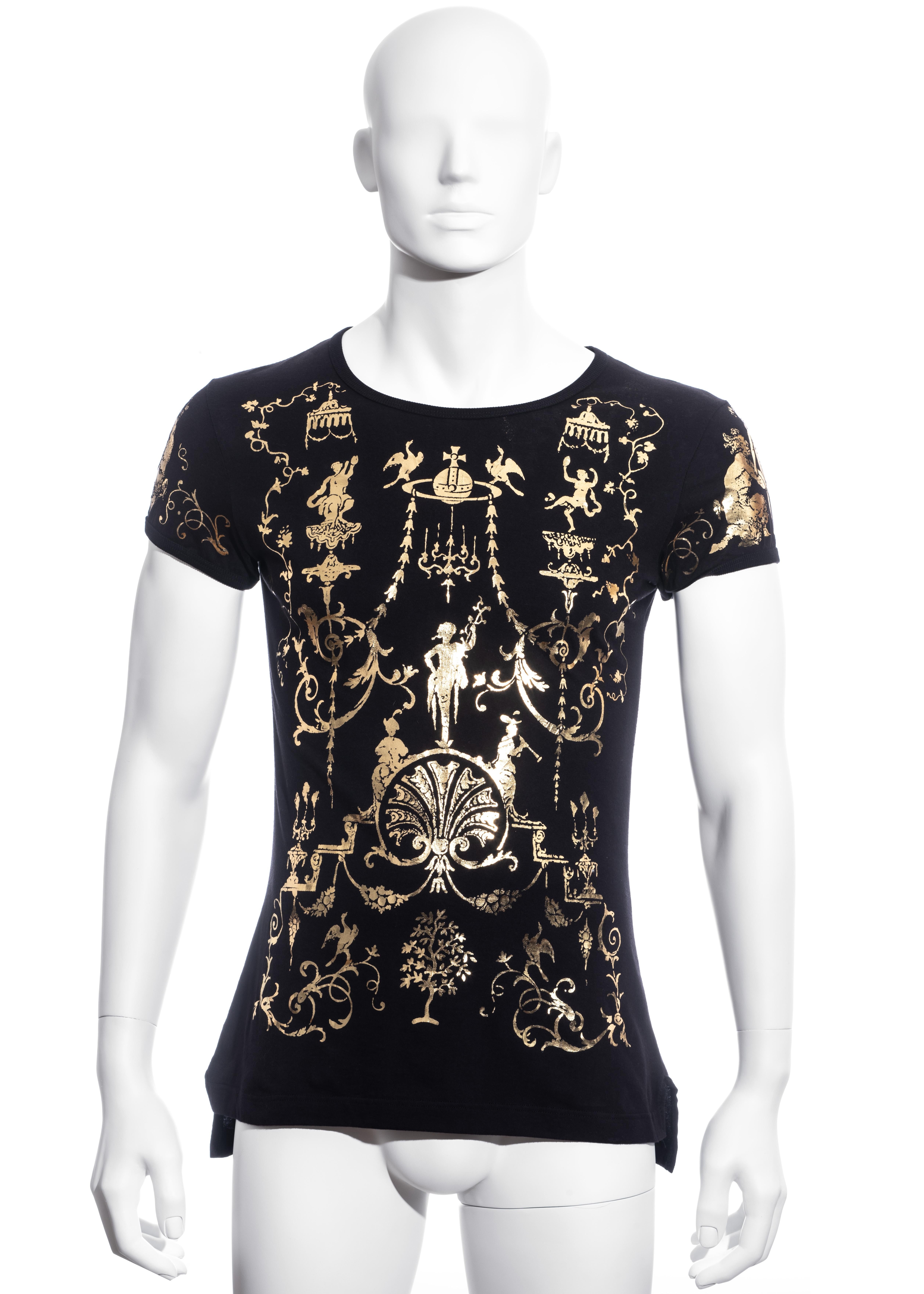 ▪ Men's Vivienne Westwood t-shirt 
▪ Metallic gold applied decoration of classical figures and motifs 
▪ Portrait collection 
▪ Size Small
▪ Fall-Winter 1990
