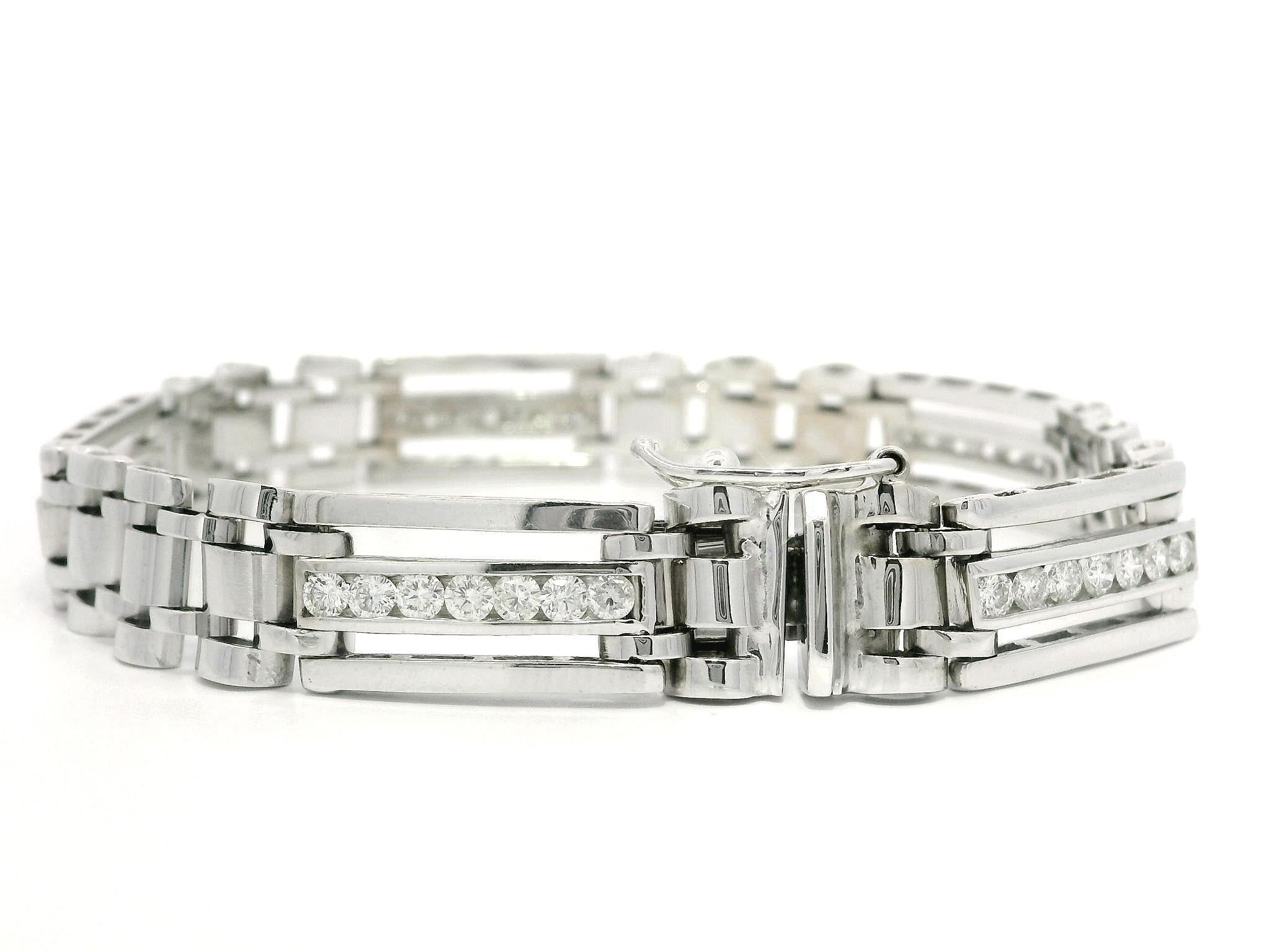 Men's White Gold 1.75ctw Channel Diamond Polished Geometric Link Chain Bracelet For Sale 3